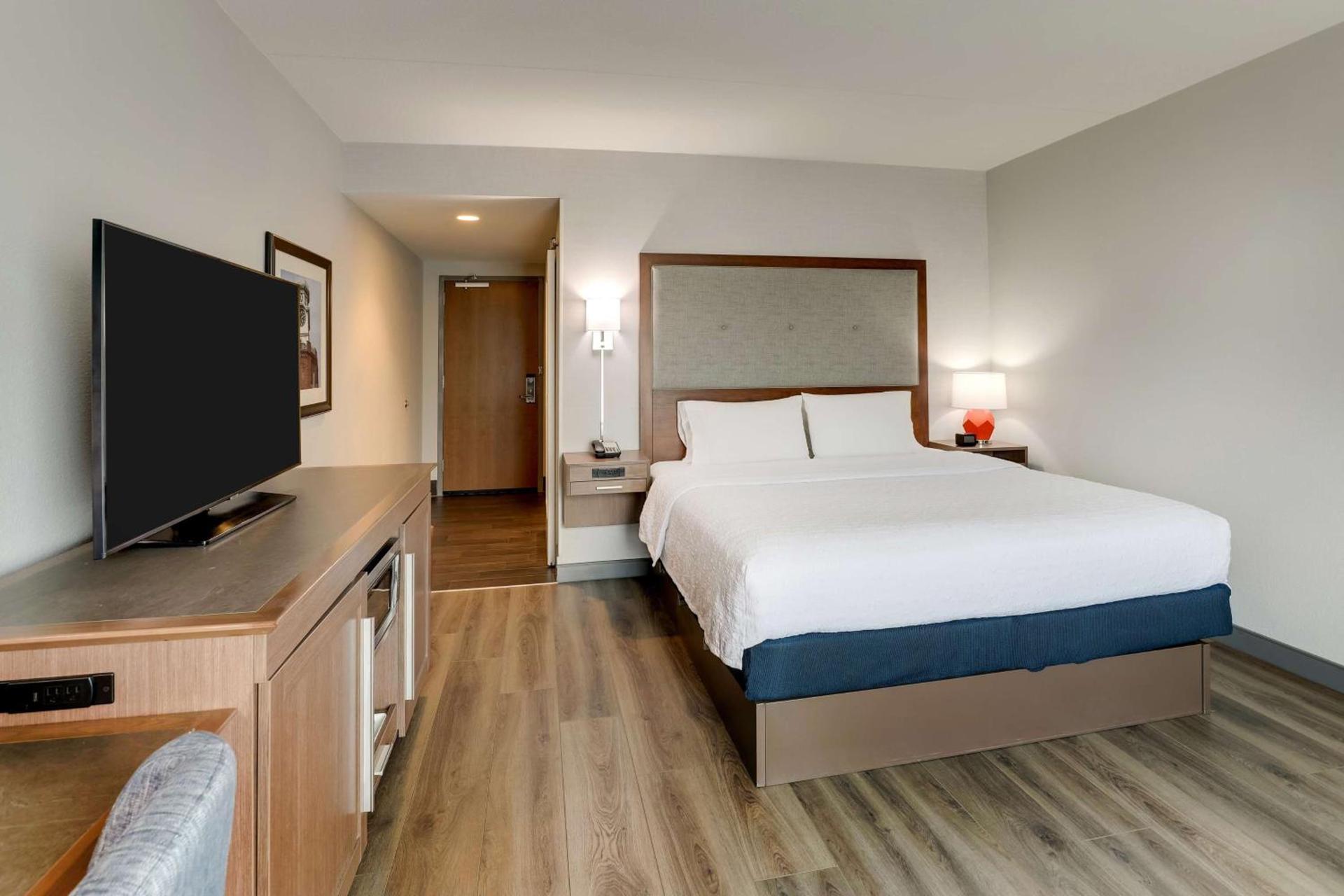 Hampton Inn and Suites Rome, GA photo 60