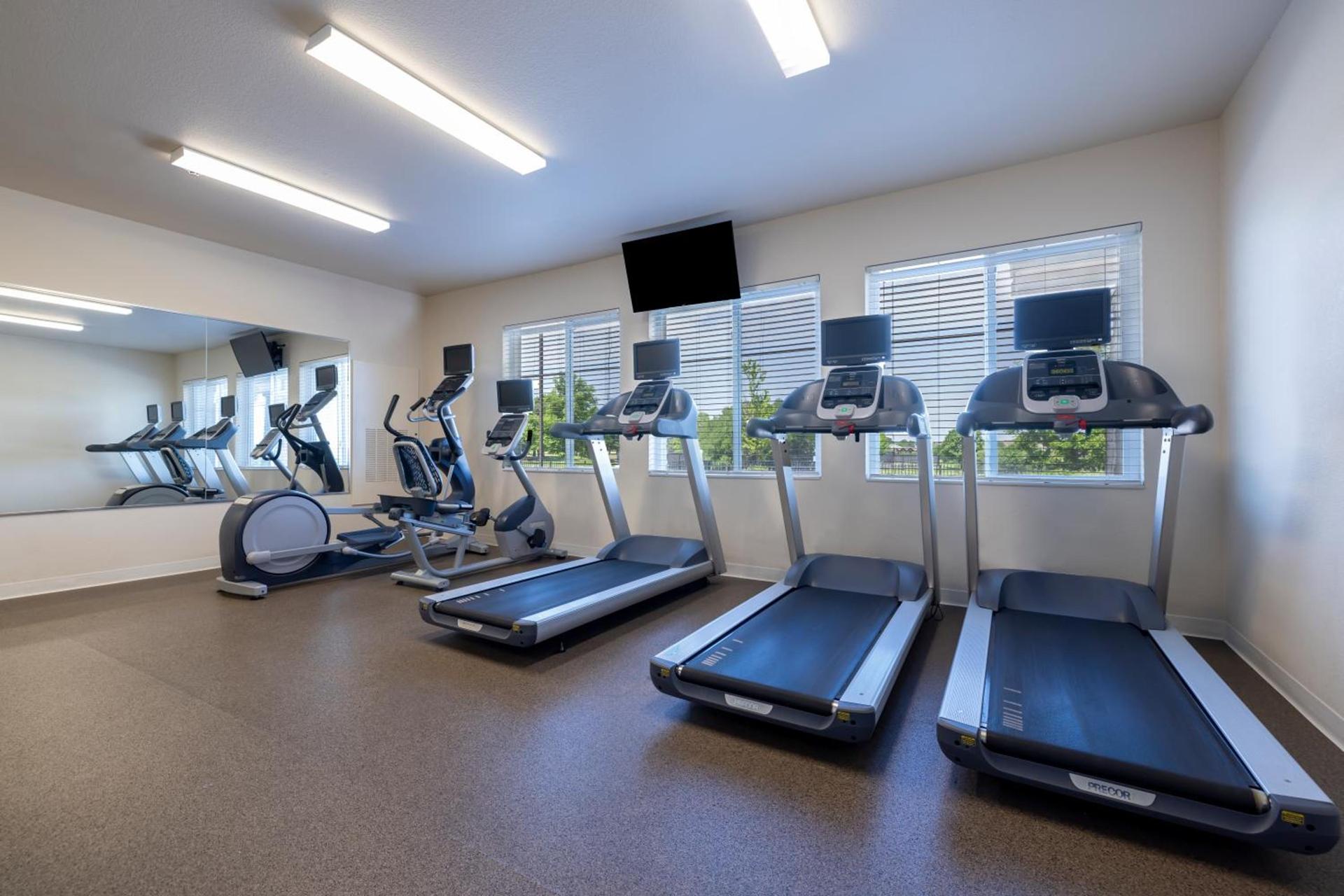 Soka Suites Dallas - Las Colinas photo 15