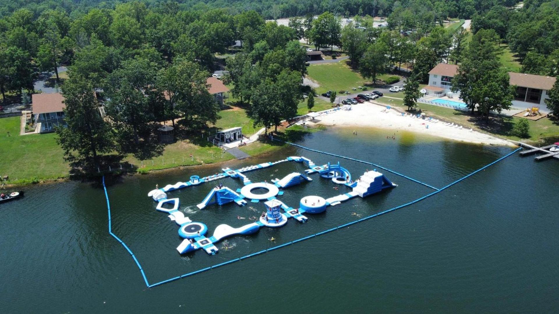 Crown Lake Resort photo 3