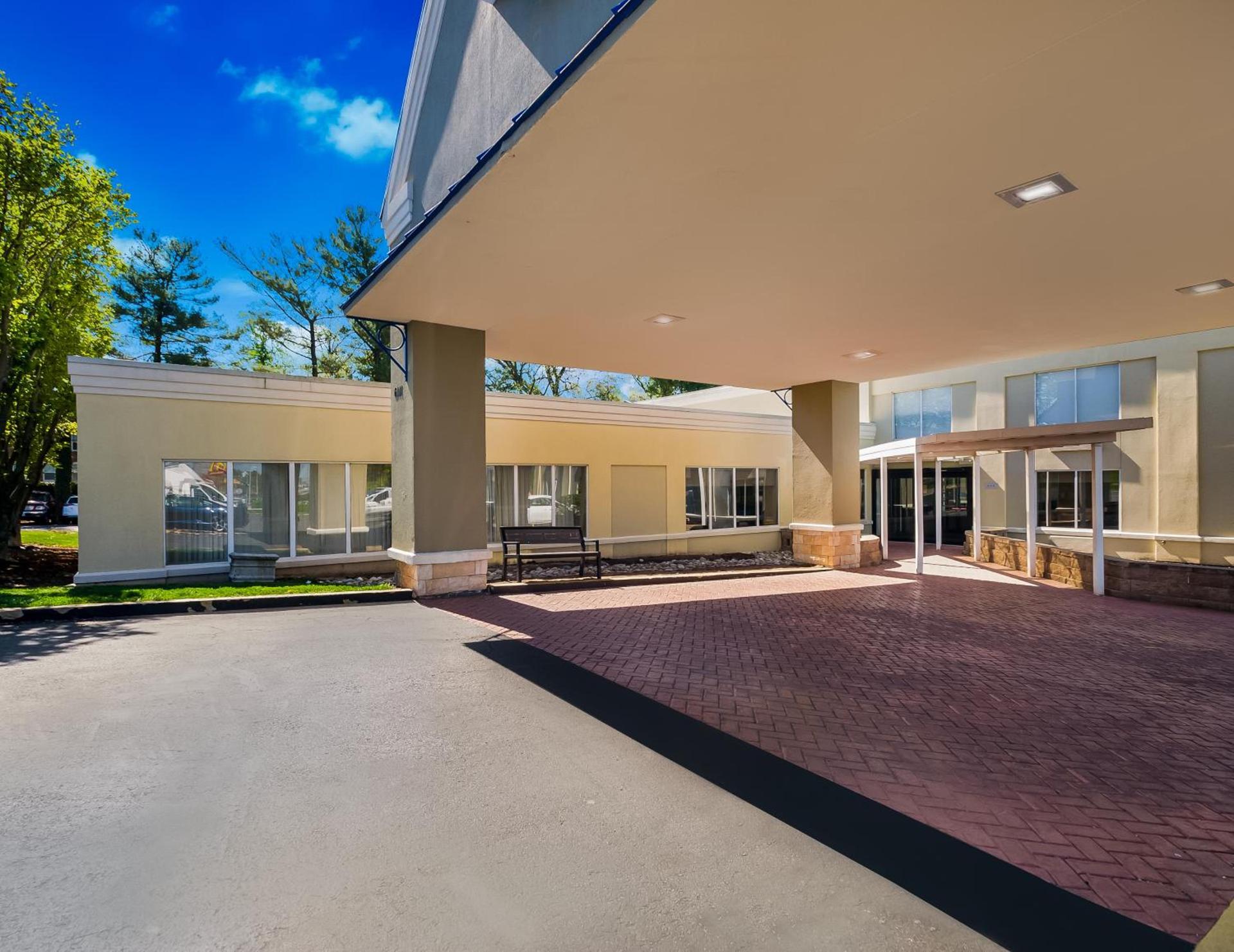 Comfort Inn Falls Church - Tysons Corner — hotel in Falls Church