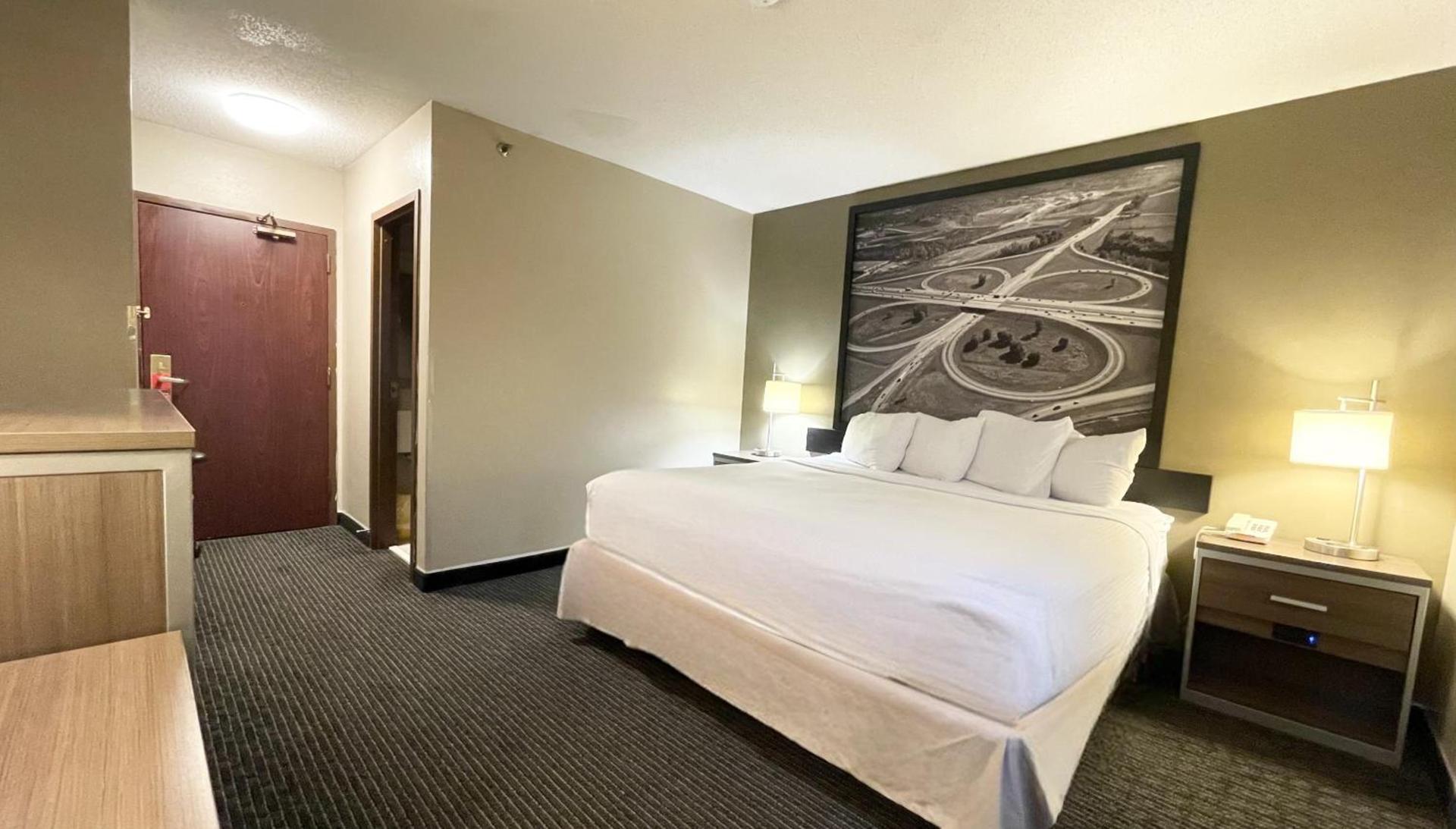 Super 8 by Wyndham St Charles photo 28