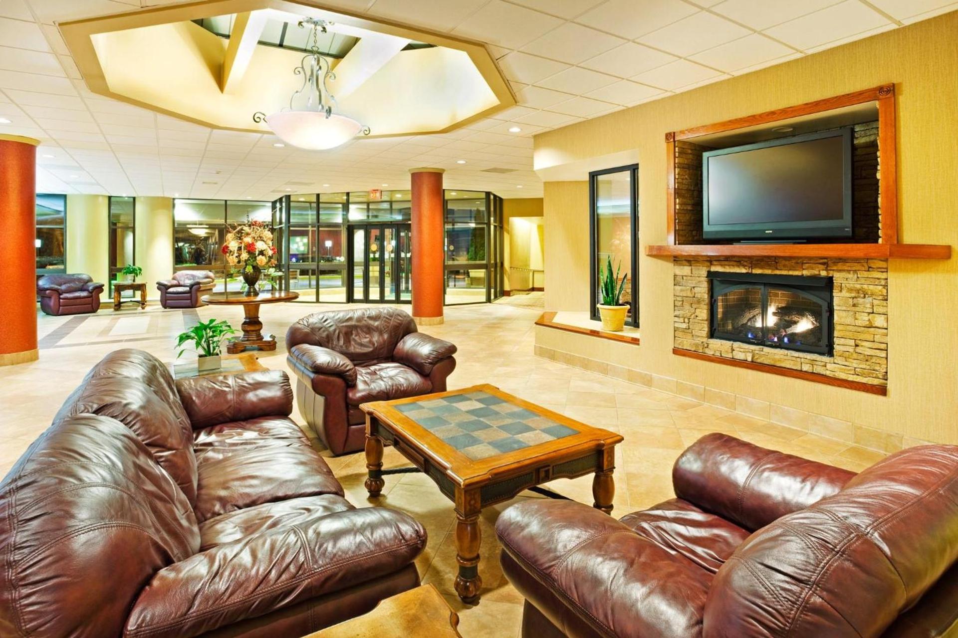 Holiday Inn Johnson City by IHG photo 48