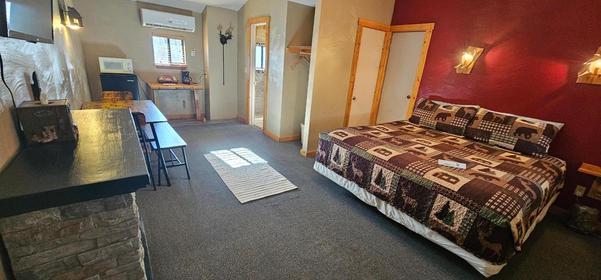 Nine Pines Motel photo 30