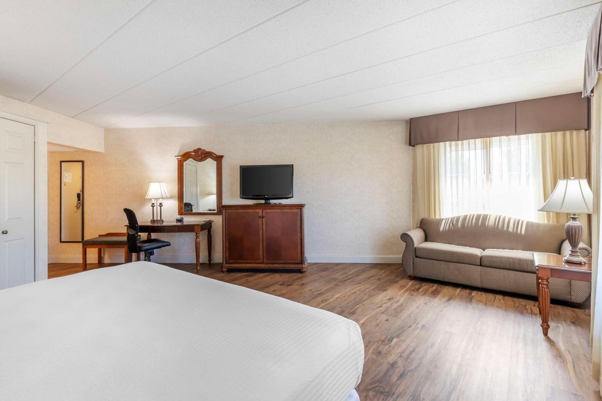 Best Western Plus Steeplegate Inn photo 20