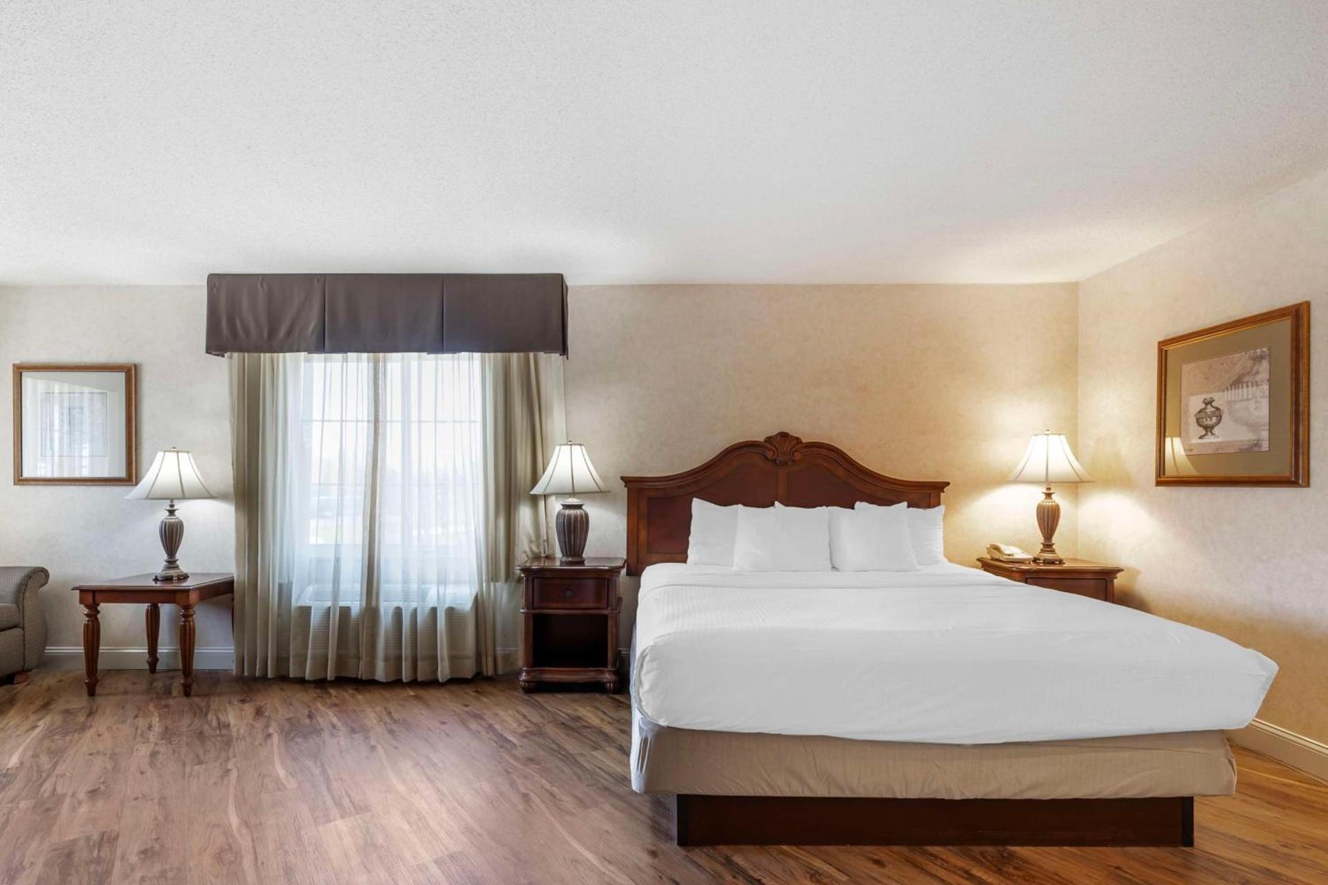 Best Western Plus Steeplegate Inn photo 26