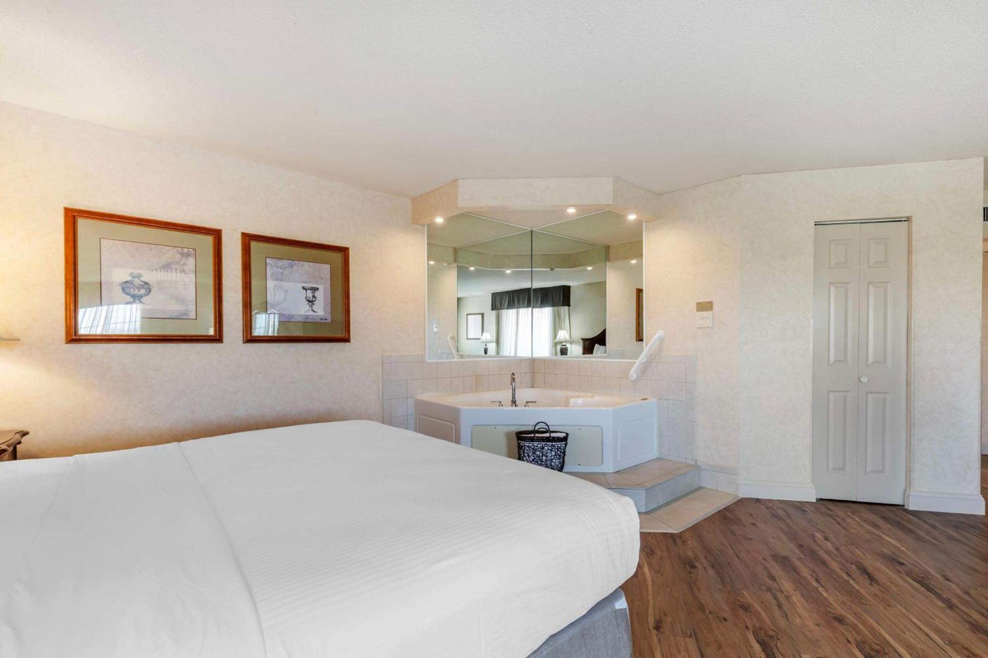 Best Western Plus Steeplegate Inn photo 27