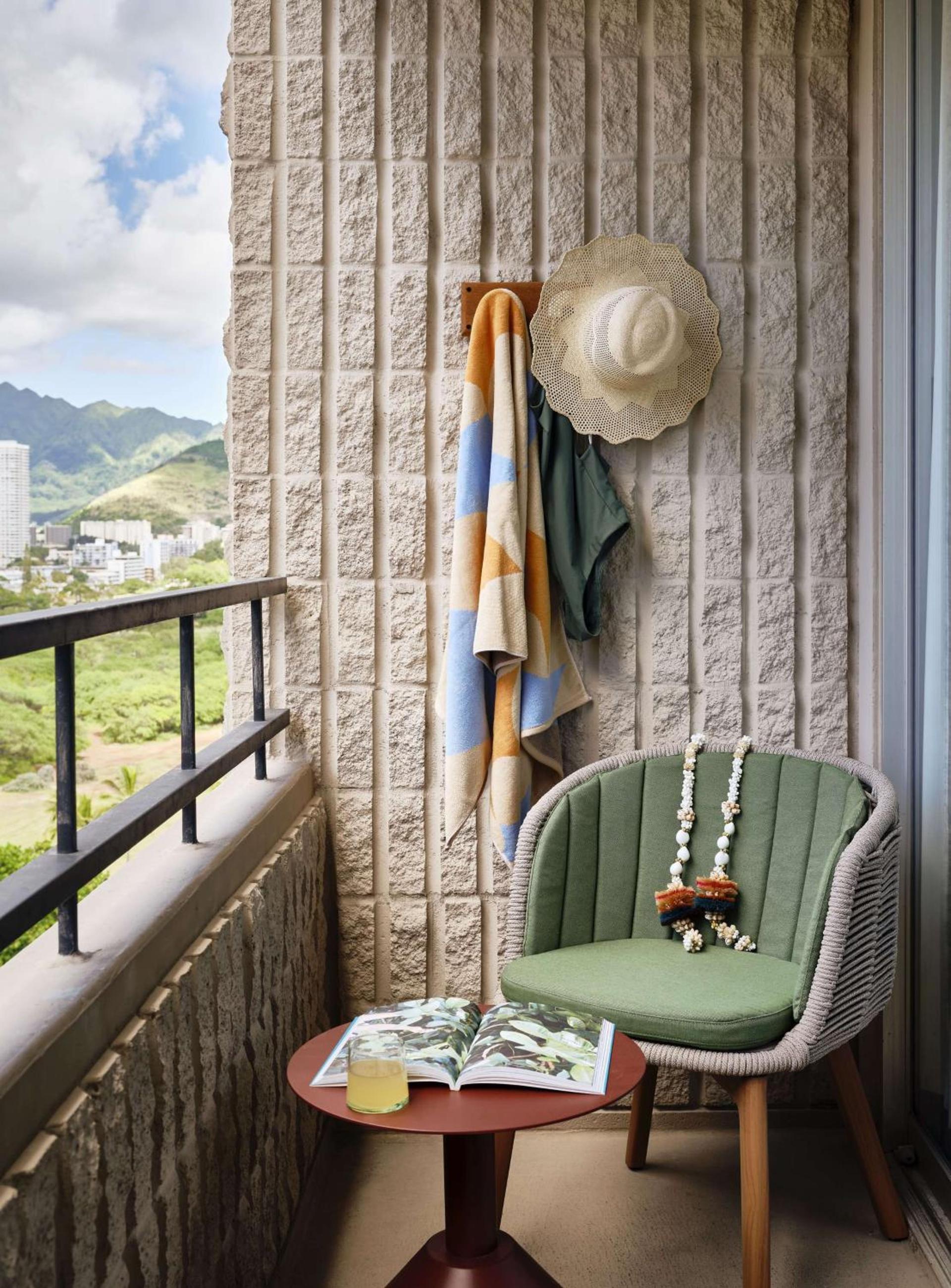 Wayfinder Waikiki - Voted Top 10 Best Hotels in Hawaii! photo 10