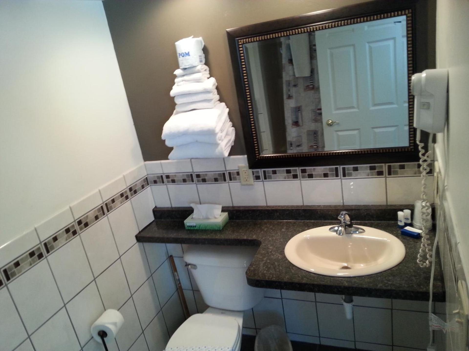 Beach Harbor Resort photo 14