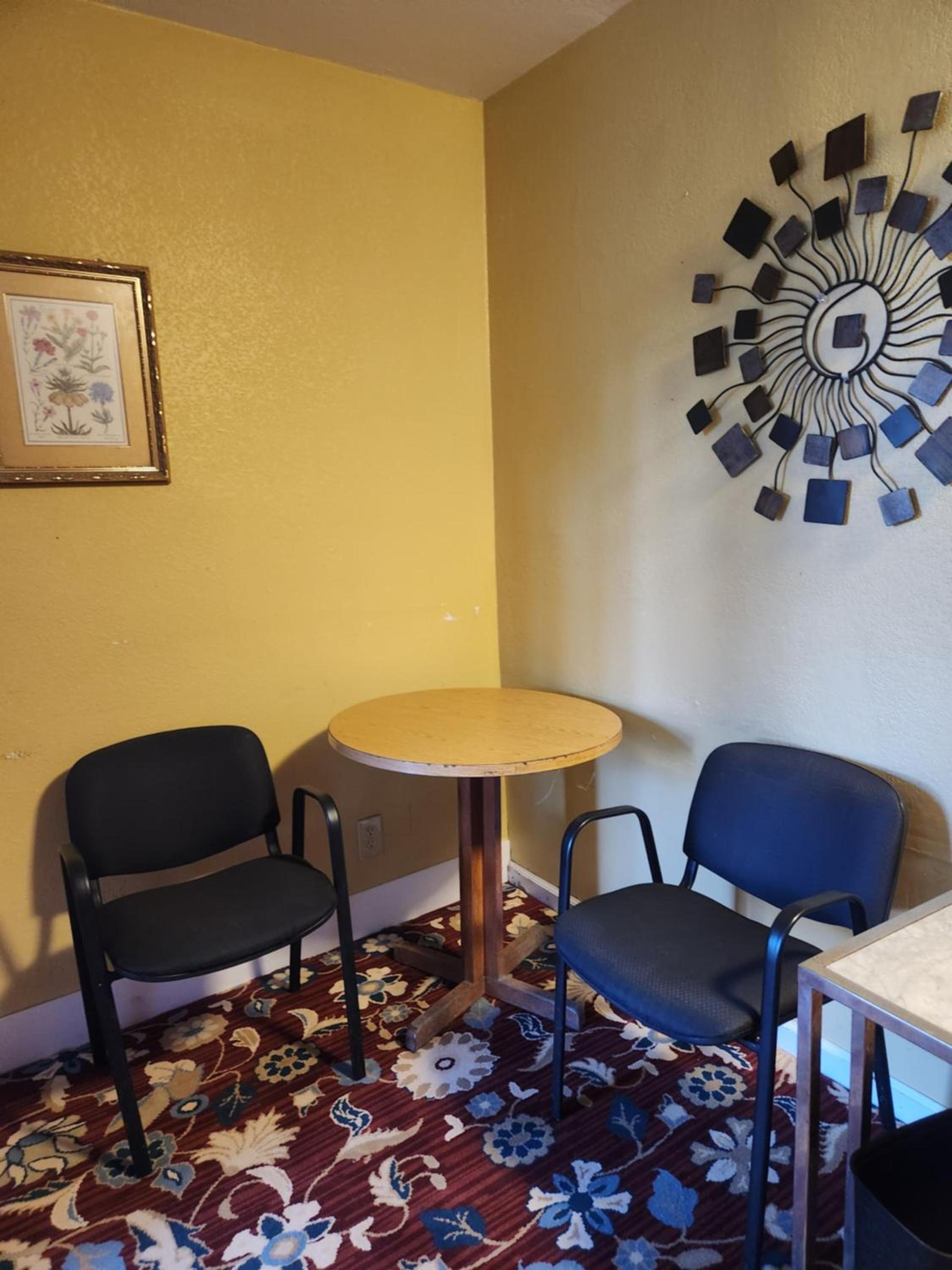 Walnut Forest Motel photo 23