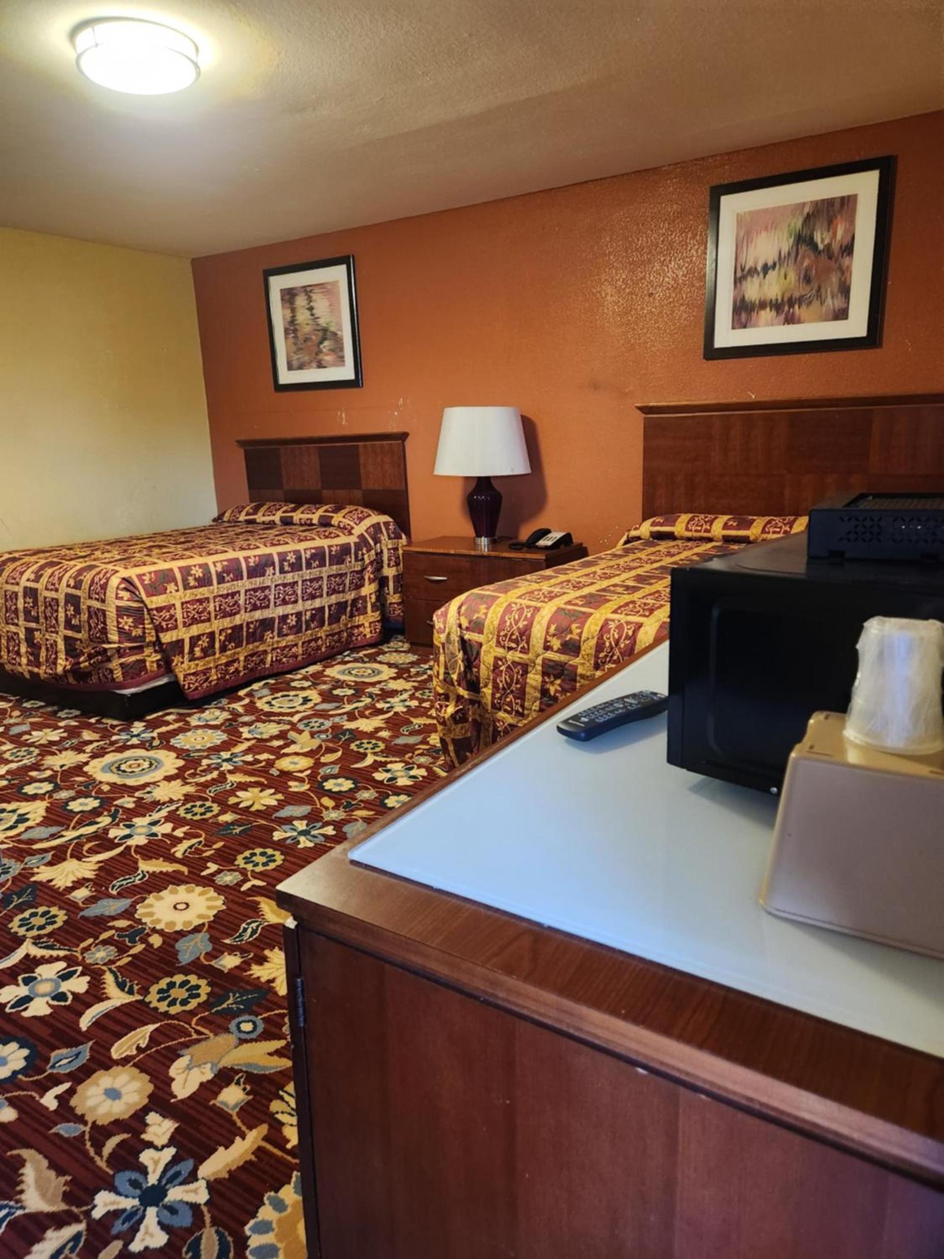 Walnut Forest Motel photo 25