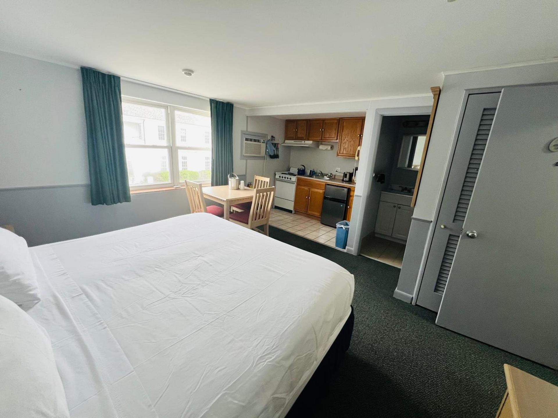 Harbor Landing Resort photo 4