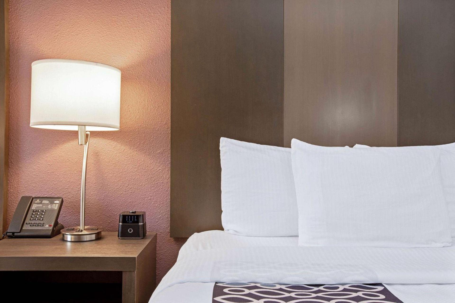 La Quinta by Wyndham Fayetteville photo 28