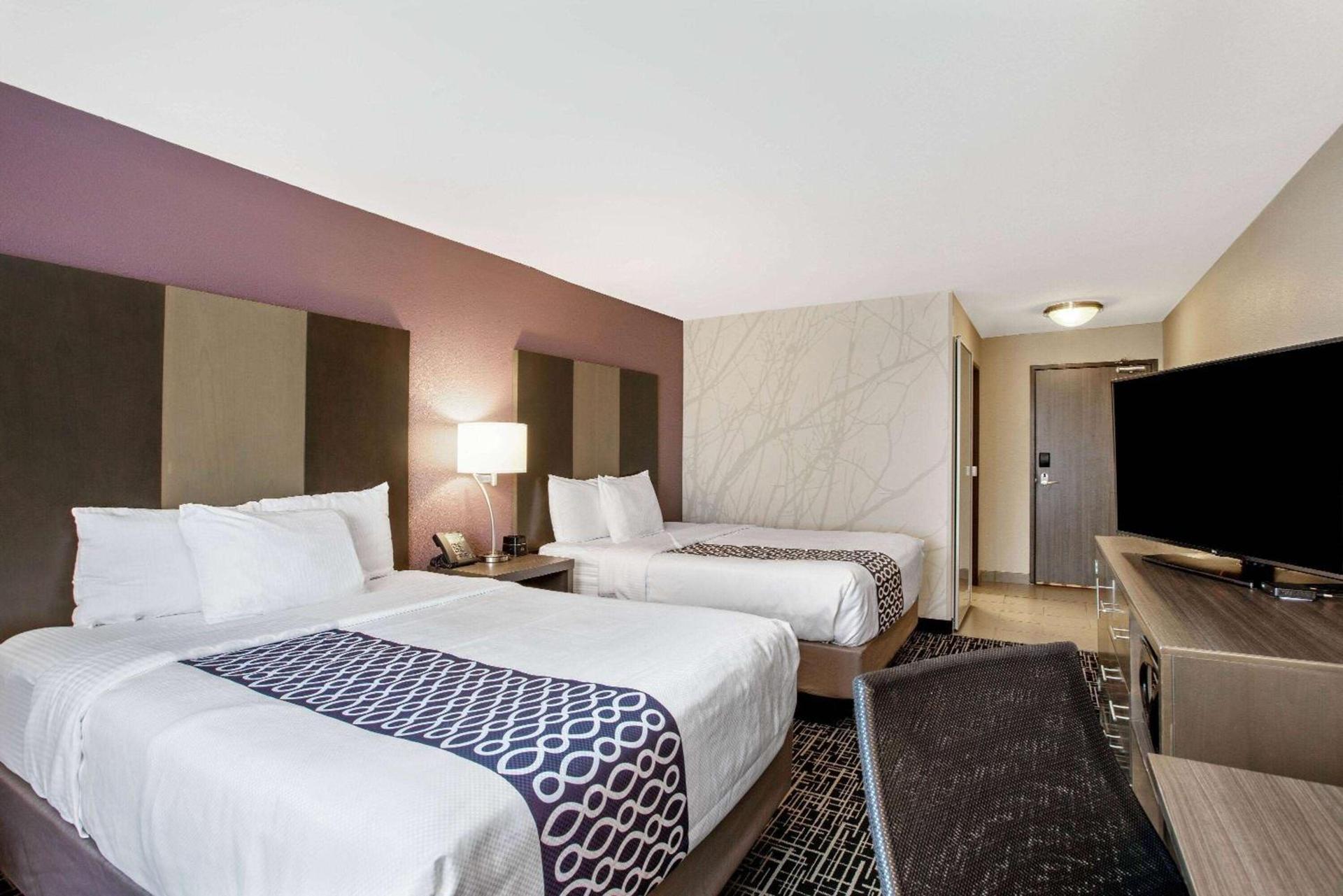 La Quinta by Wyndham Fayetteville photo 39