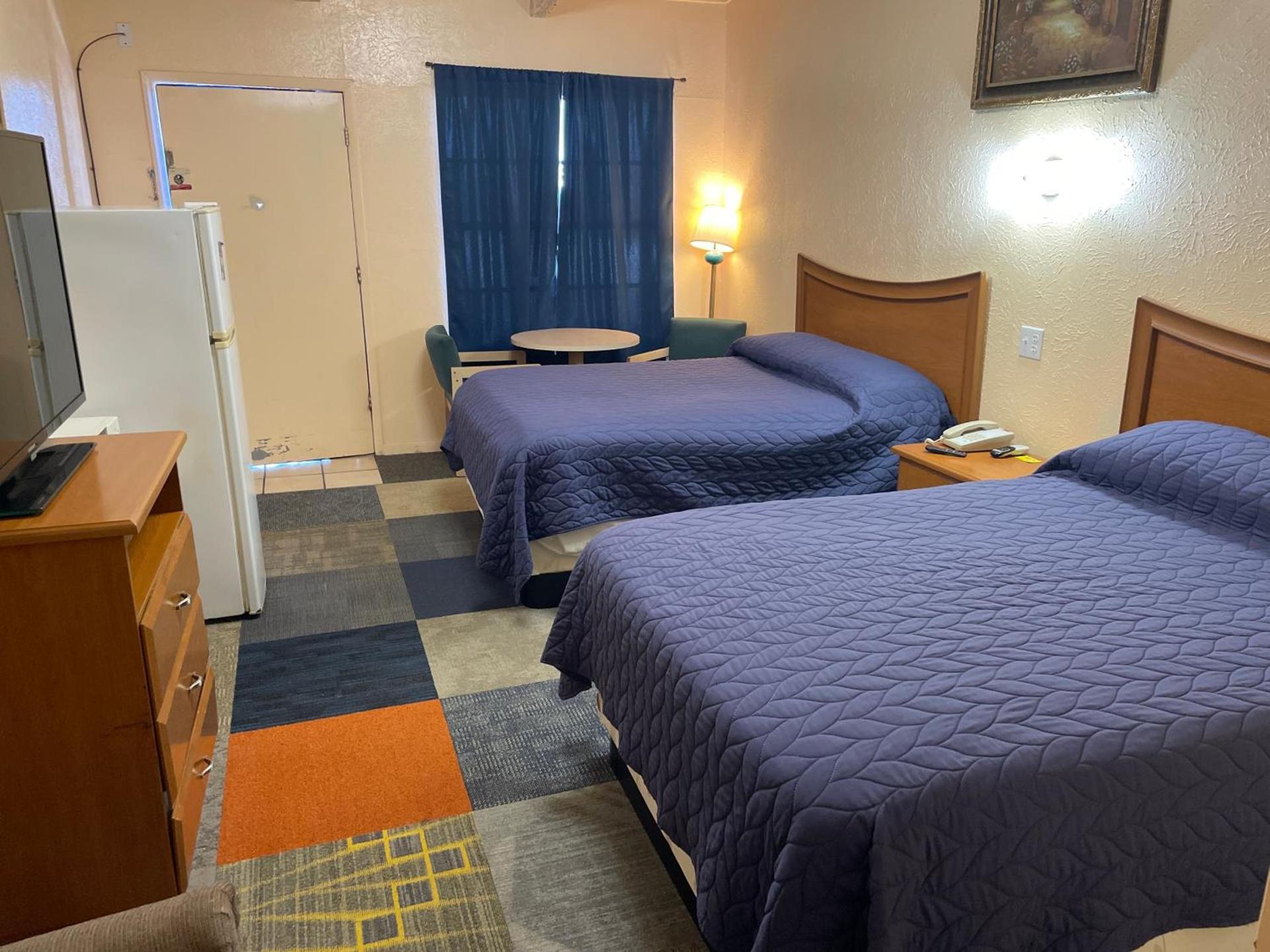 Relax Inn Goldthwaite photo 6