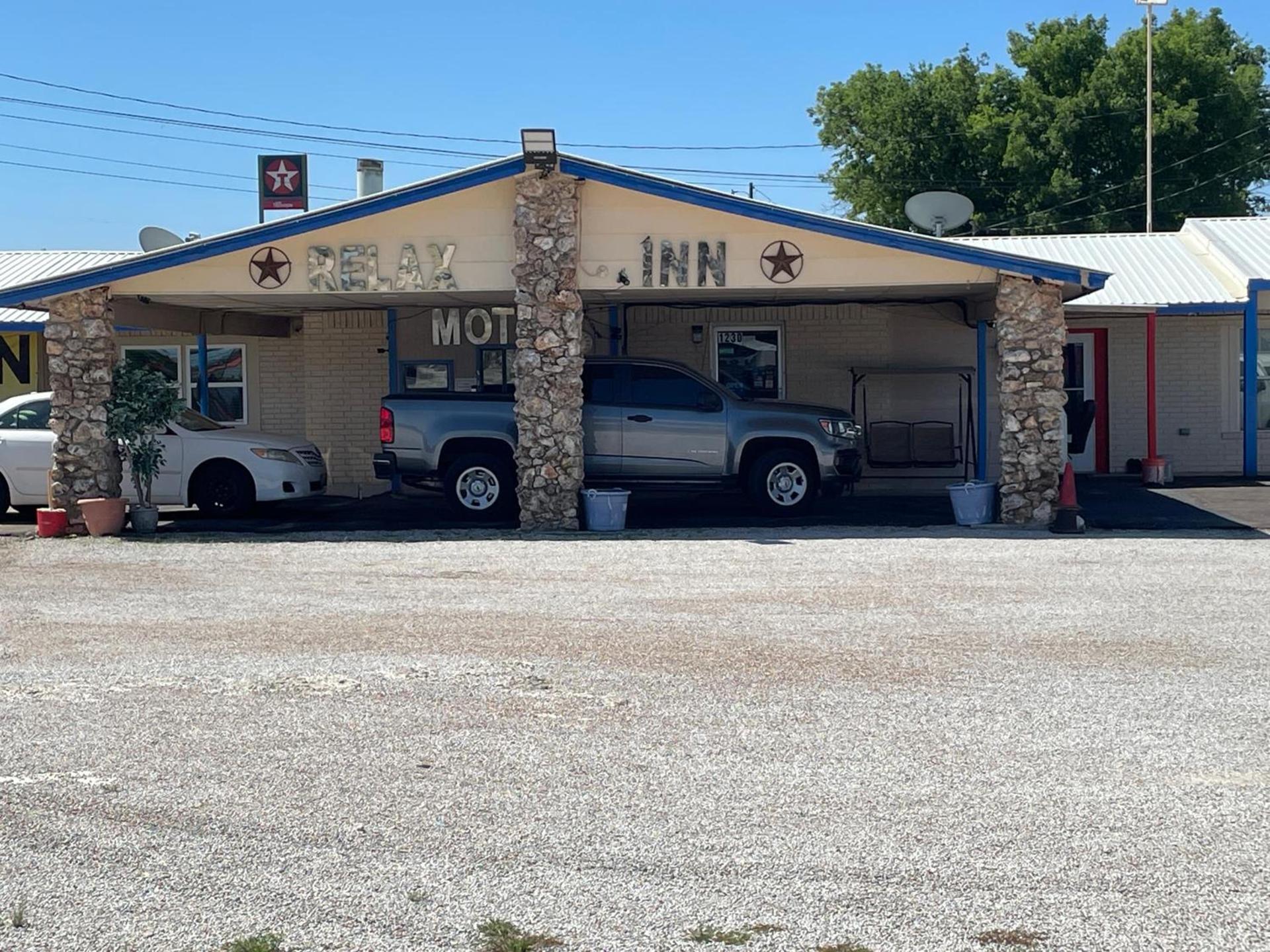 Relax Inn Goldthwaite photo 3