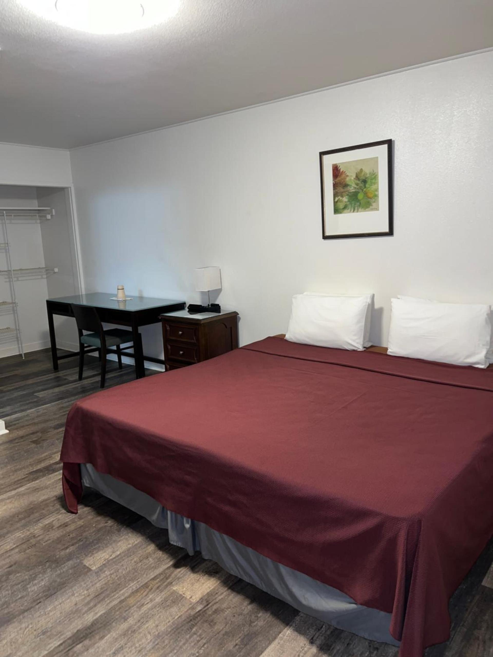 Tip Top Motel photo 26