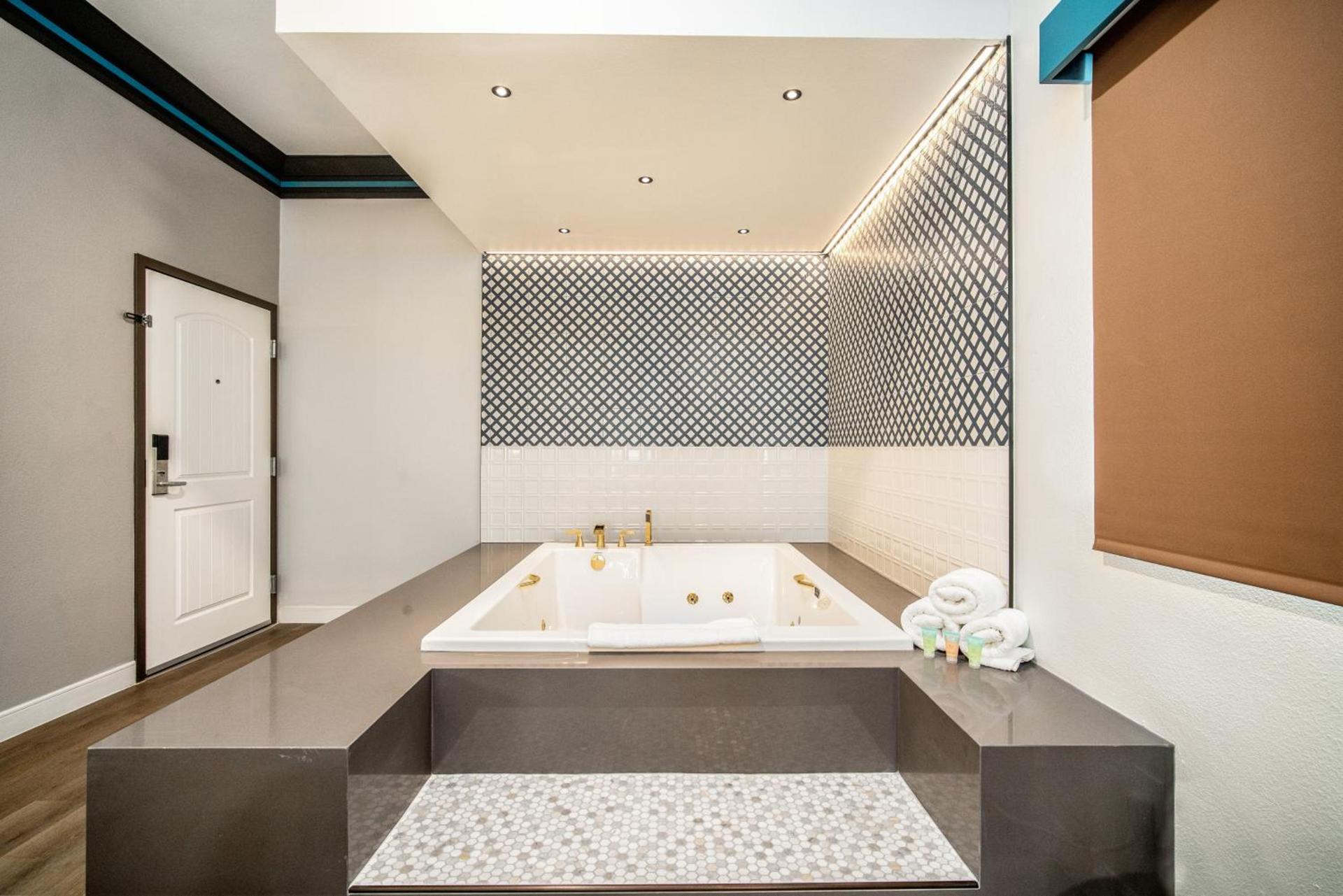 Aspire Inn Studios & Spas photo 21
