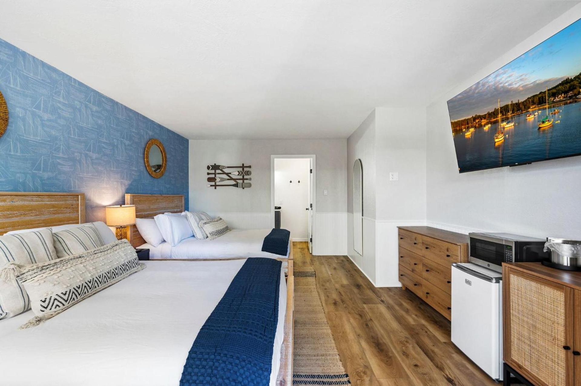 Fresh Coast Motel photo 29