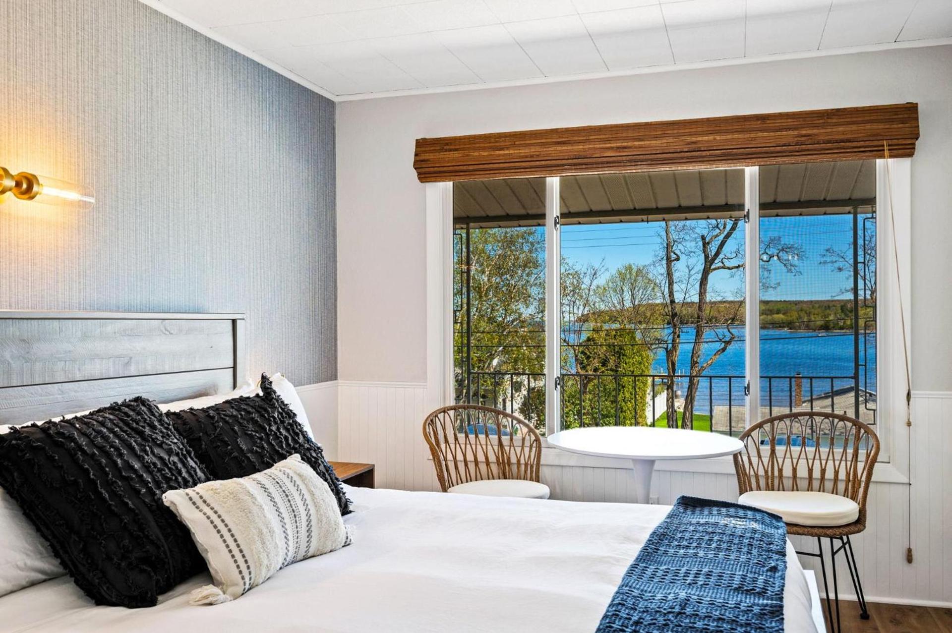 Fresh Coast Motel photo 3