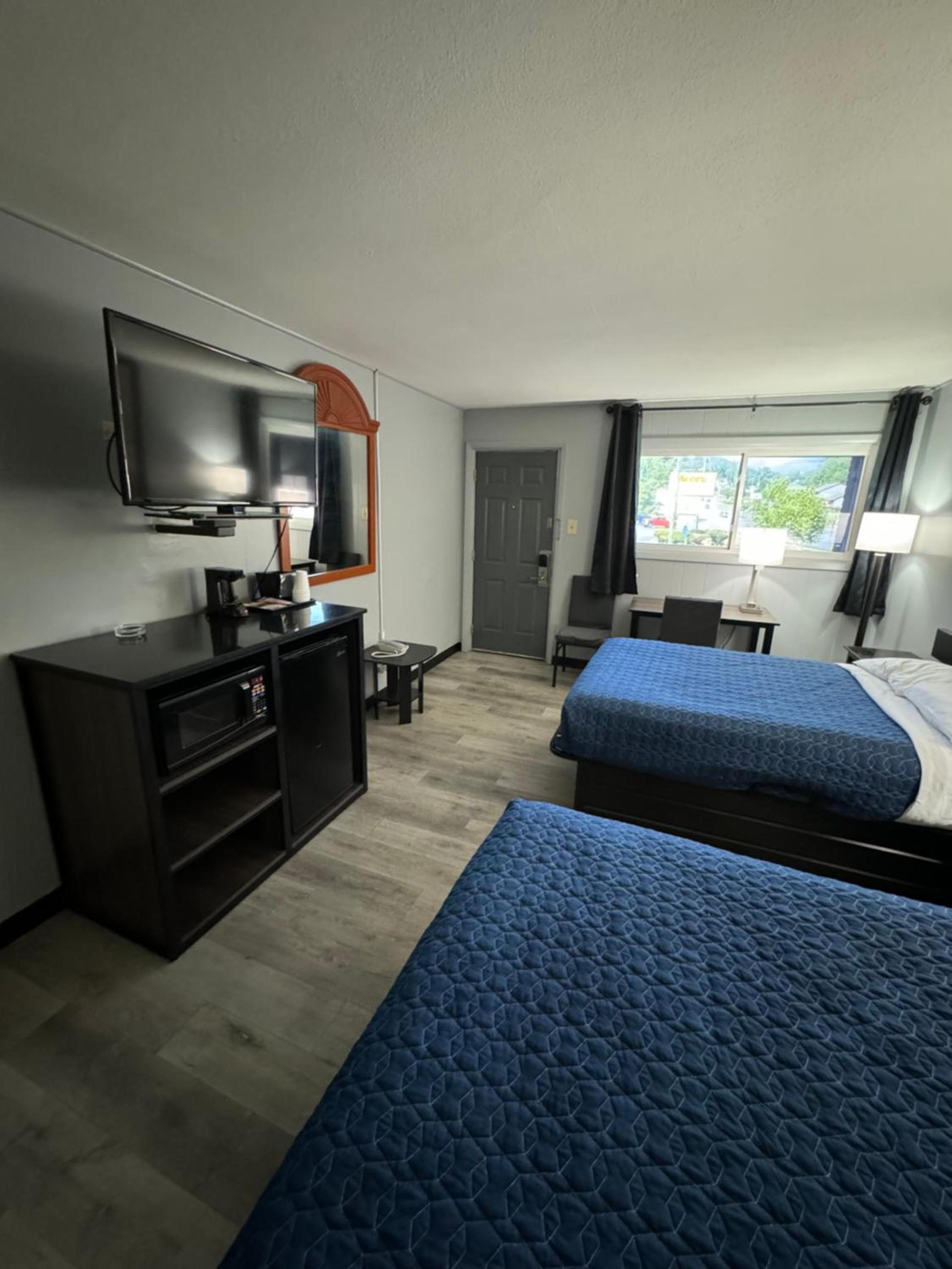 Acorn Motel photo 8