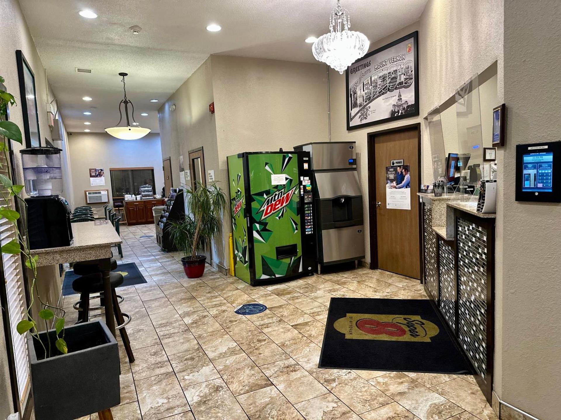 Super 8 by Wyndham Mount Vernon, IL photo 39