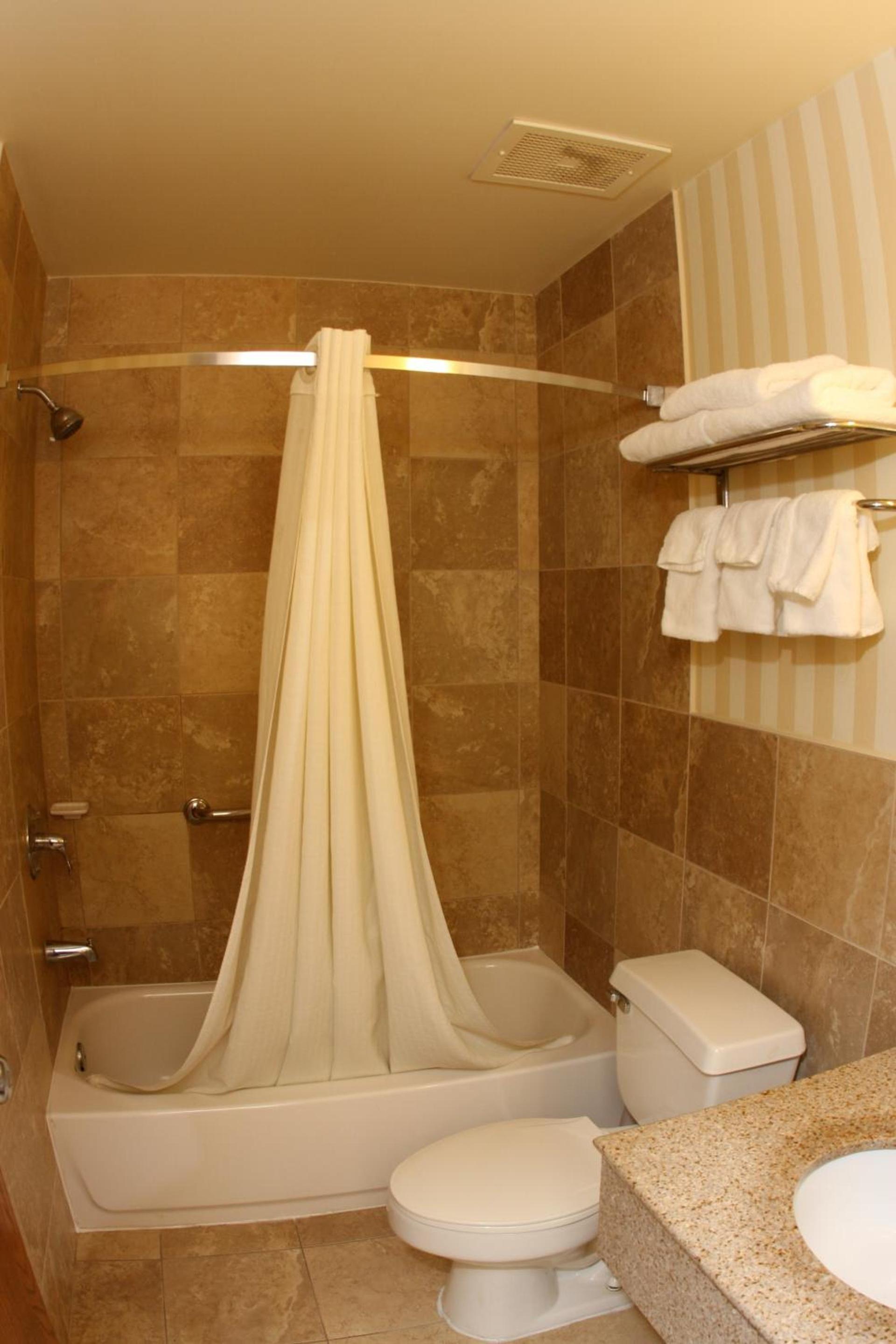 Super 8 by Wyndham Allentown Kutztown Area photo 10