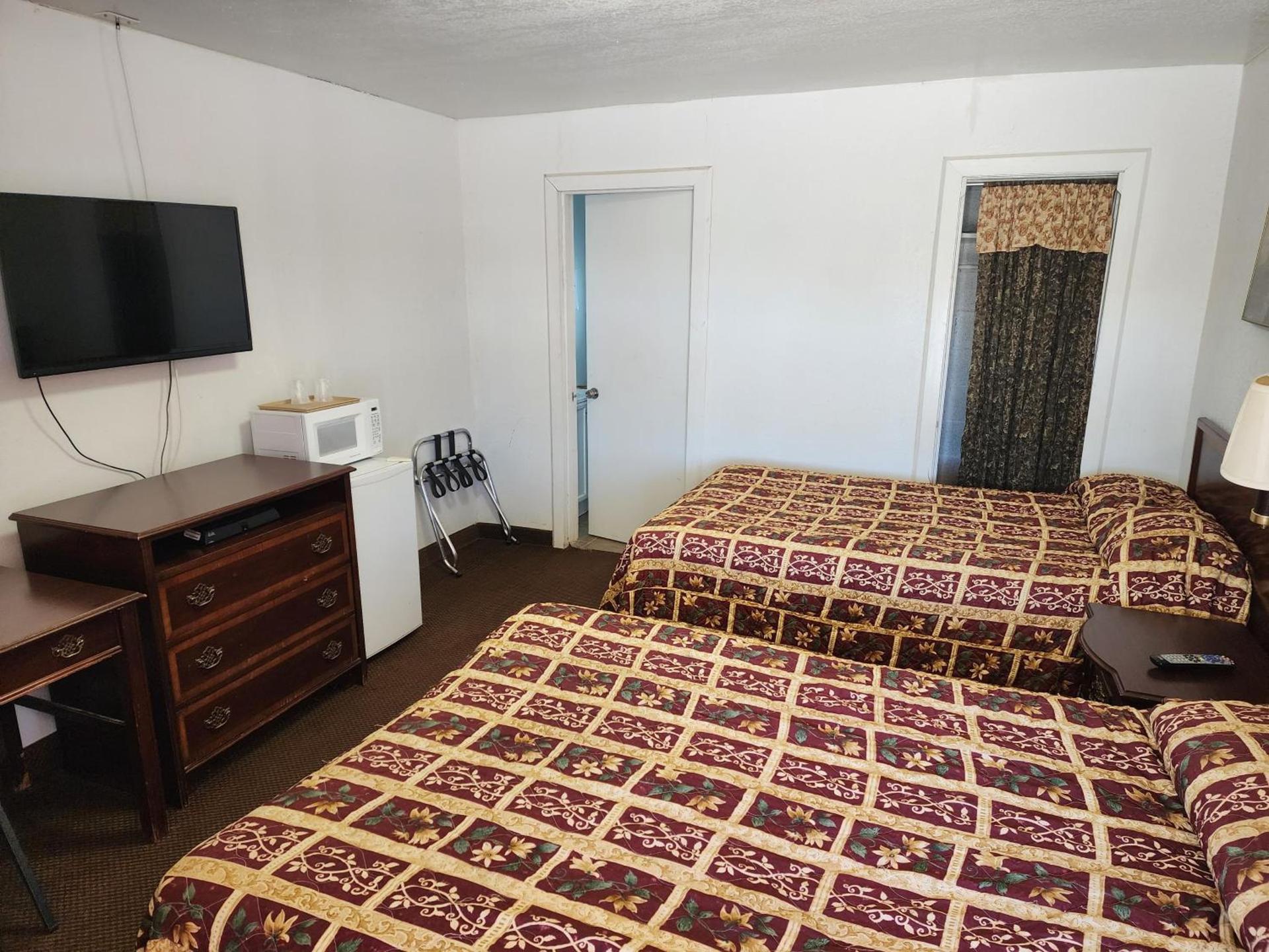 Budget Inn of Aspermont Texas photo 9