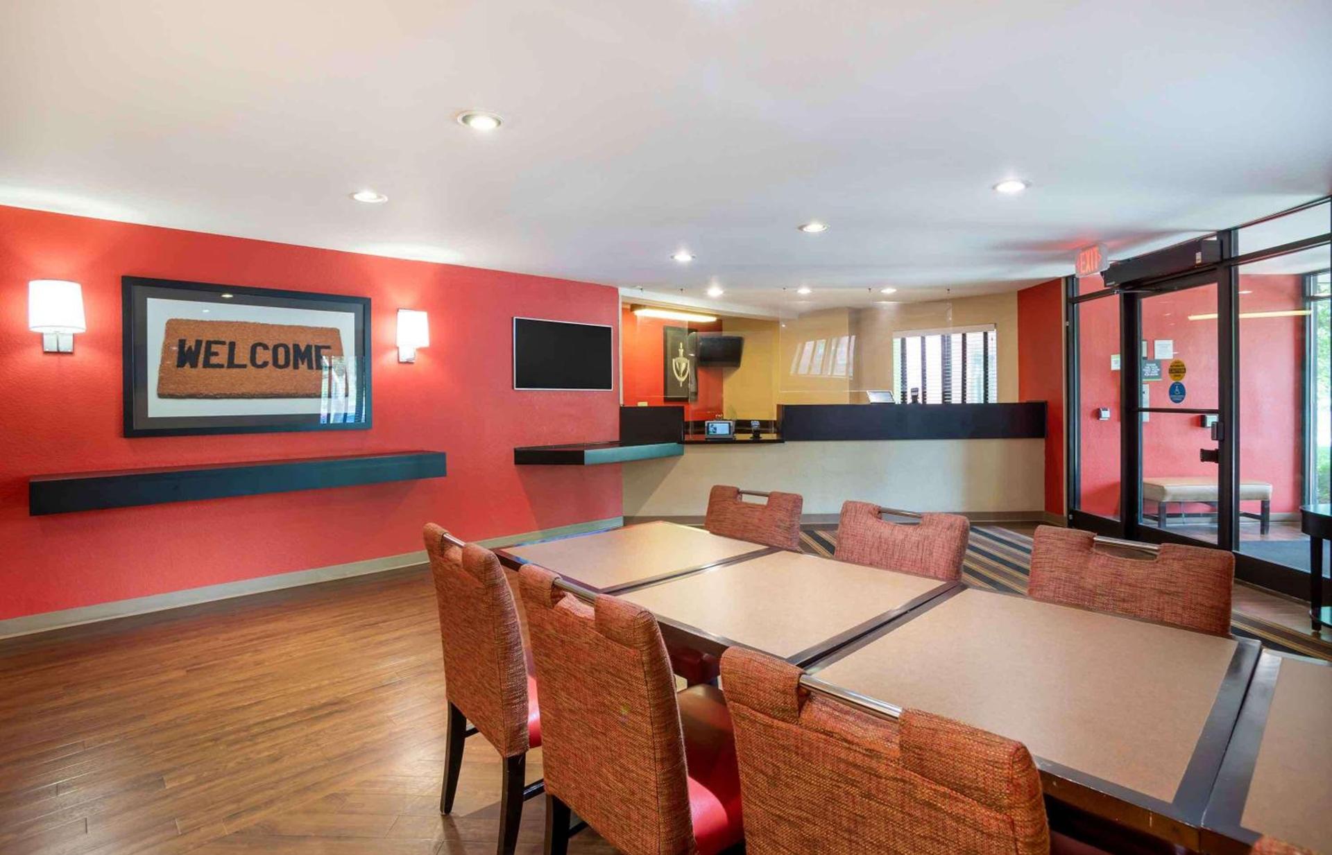 Extended Stay America Select Suites - Columbia - Gateway Drive photo 3