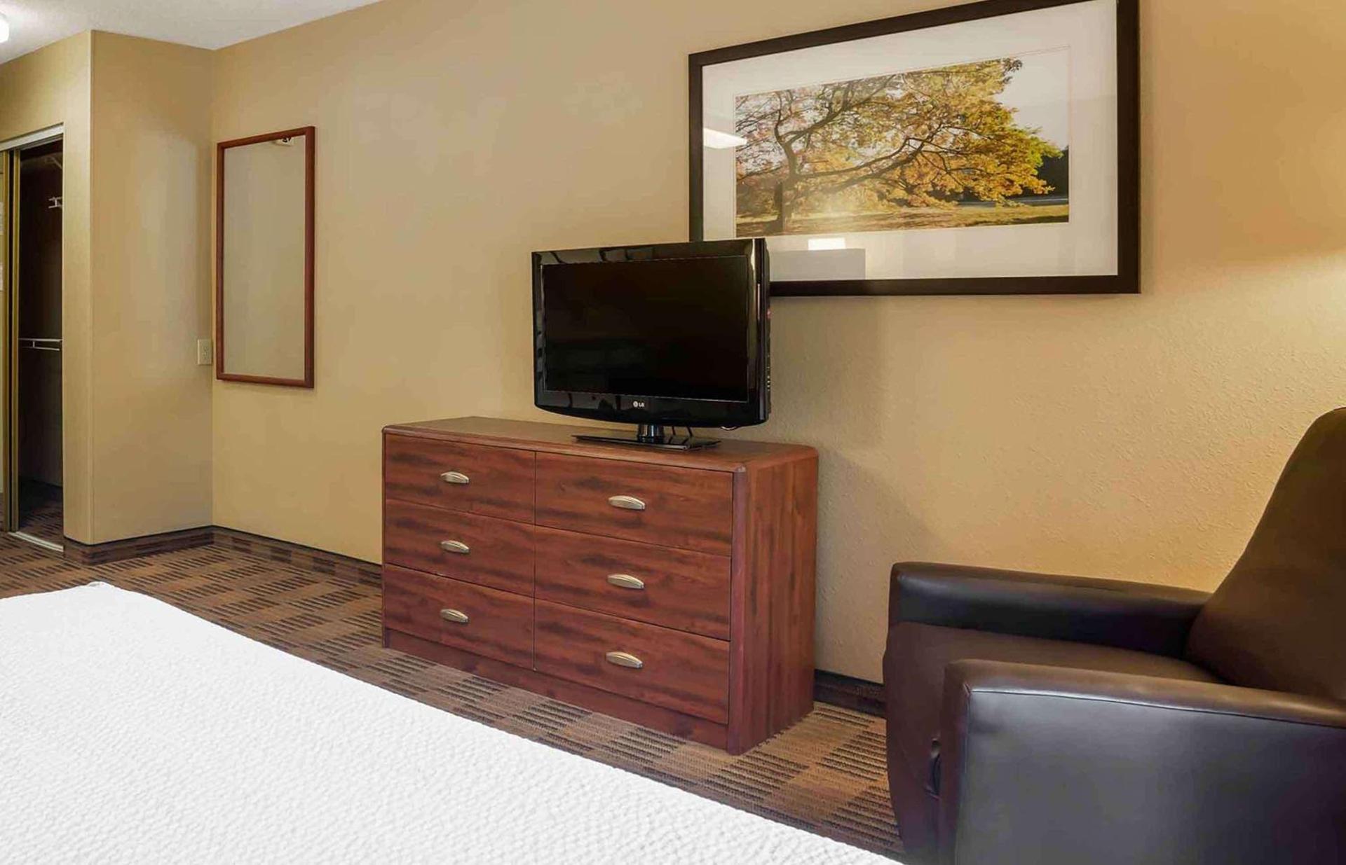 Extended Stay America Select Suites - Columbia - Gateway Drive photo 6