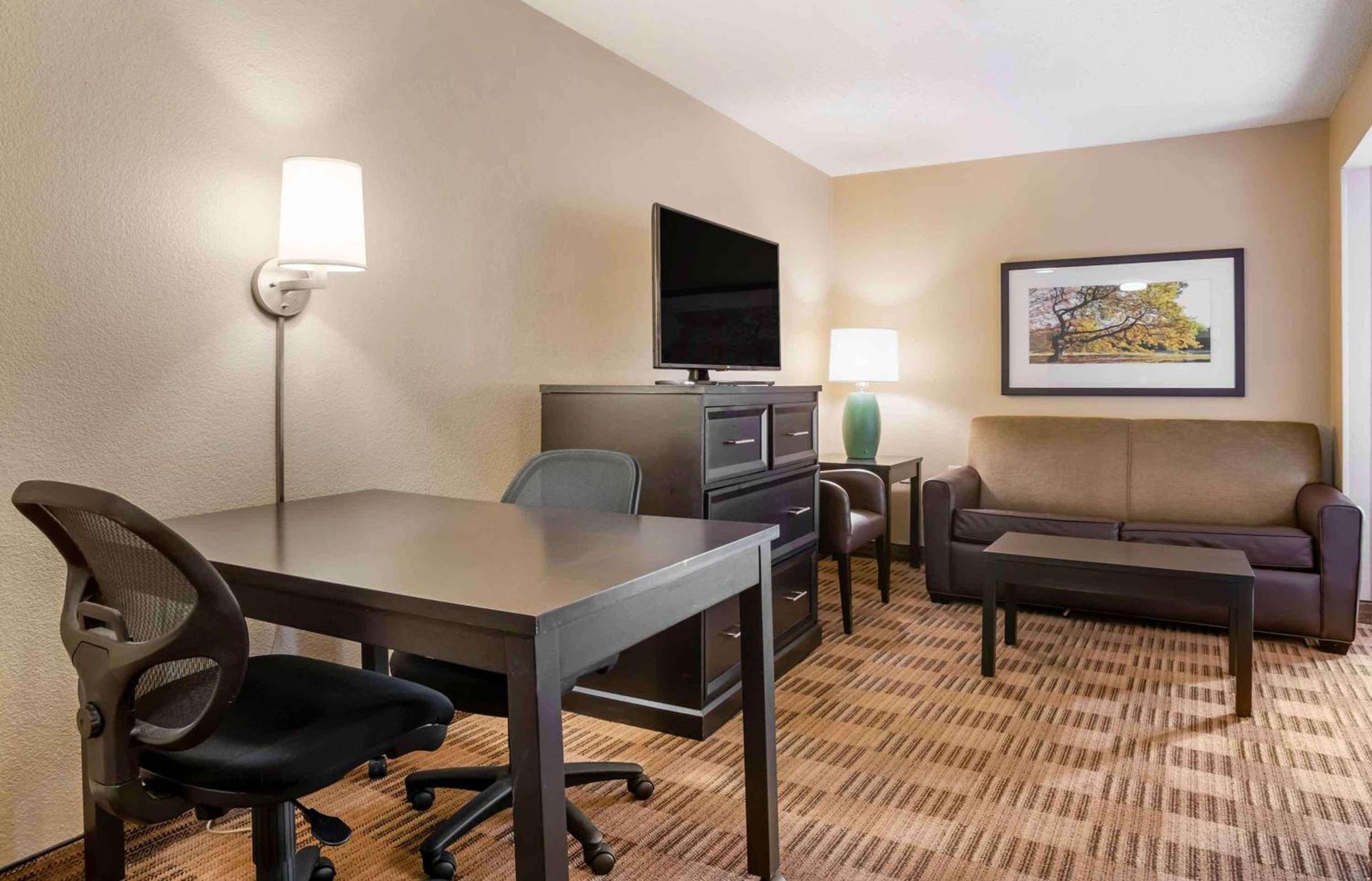 Extended Stay America Select Suites - Columbia - Gateway Drive photo 10