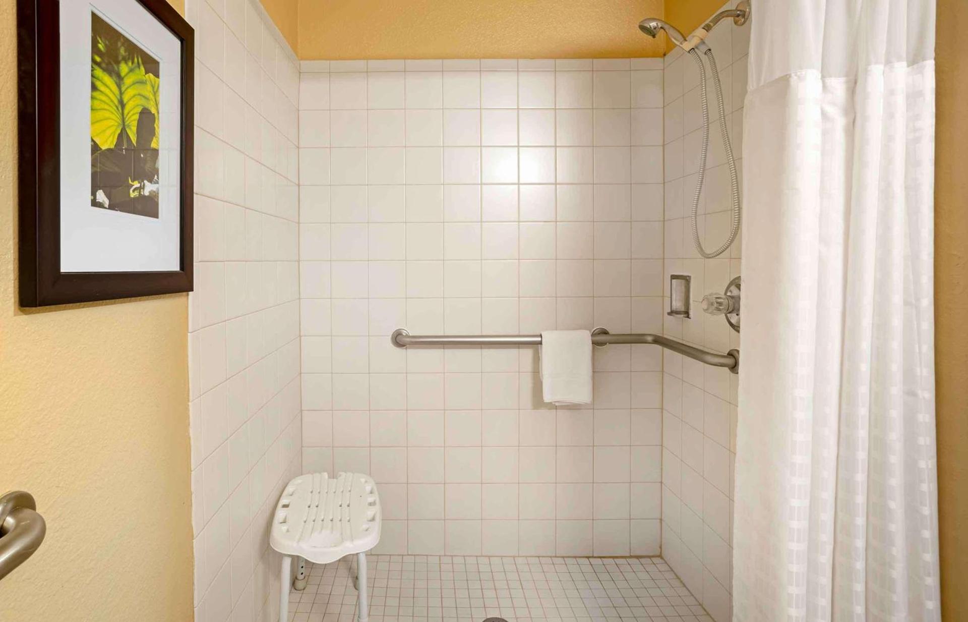 Extended Stay America Select Suites - Columbia - Gateway Drive photo 19