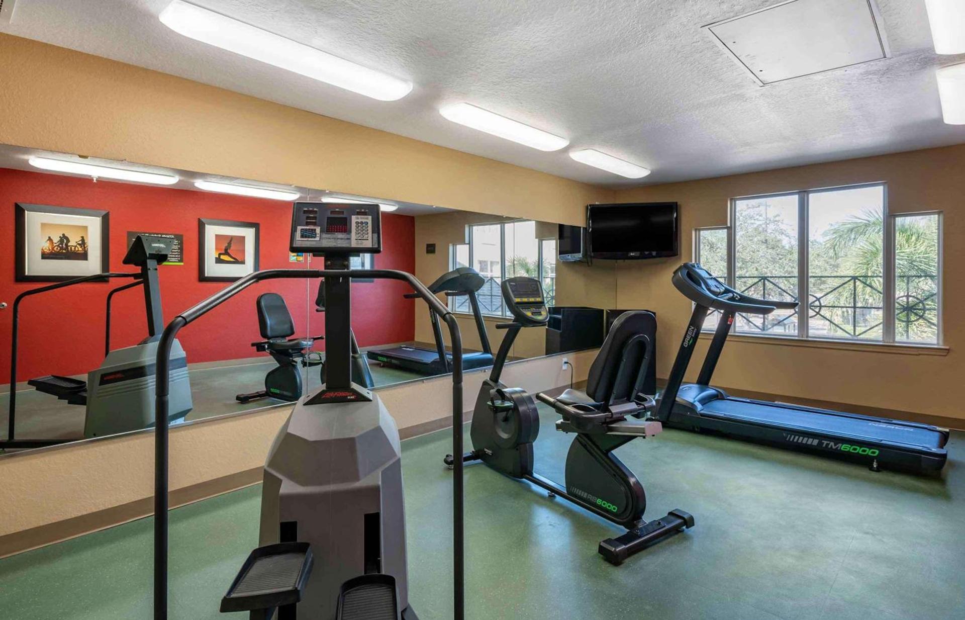 Extended Stay America Select Suites - Orlando - Maitland - Summit Tower Blvd photo 17