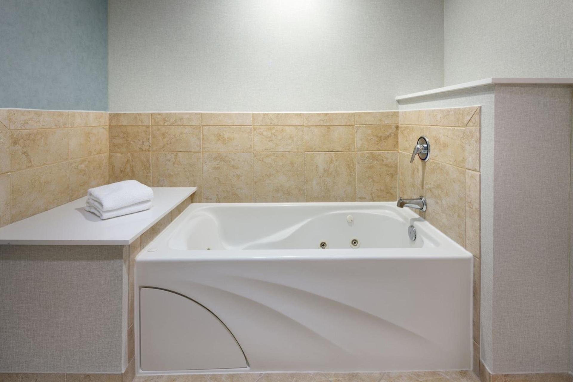 Courtyard by Marriott Sandestin at Grand Boulevard photo 35