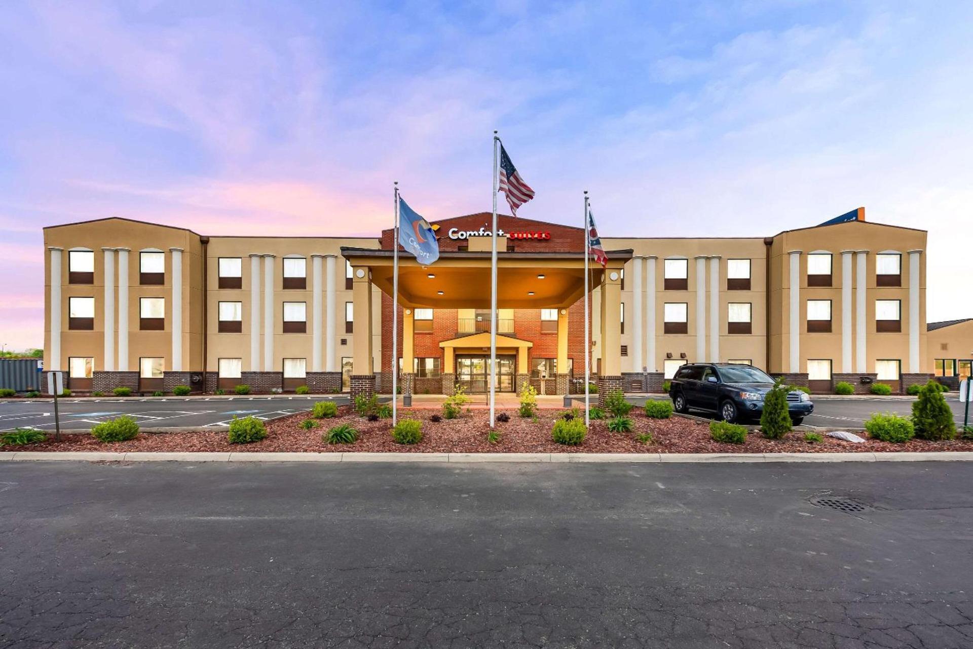 Comfort Suites Columbus photo 36
