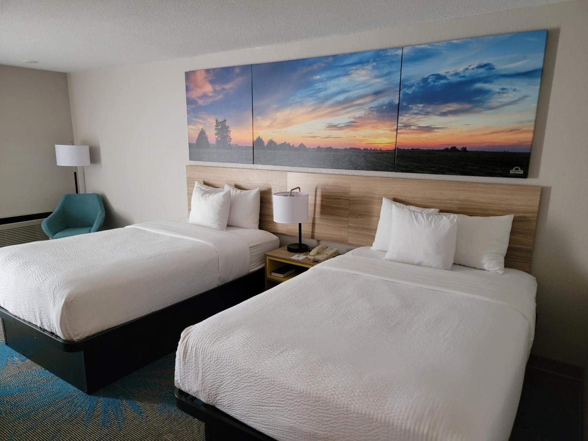 Days Inn by Wyndham Grand Island I-80 photo 34