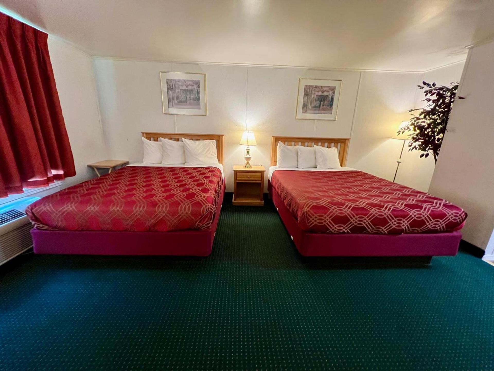 Rodeway Inn & Suites Brunswick near Hwy 1 photo 8