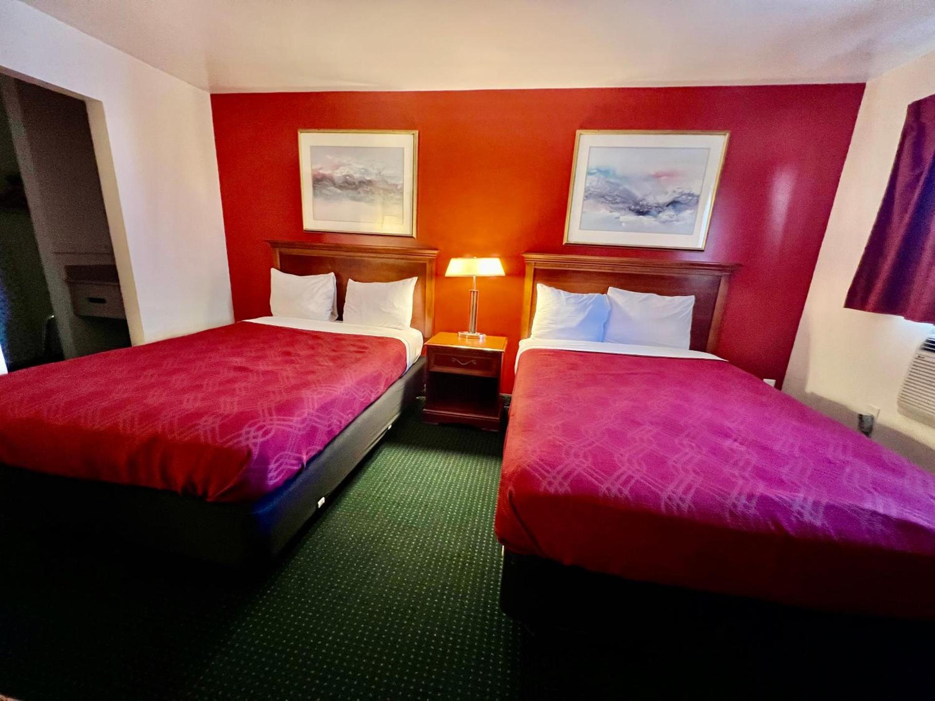 Rodeway Inn & Suites Brunswick near Hwy 1 photo 9