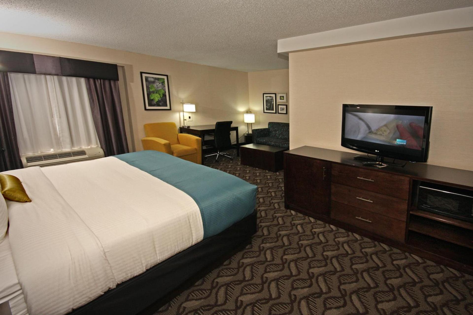 La Quinta by Wyndham Springfield photo 35