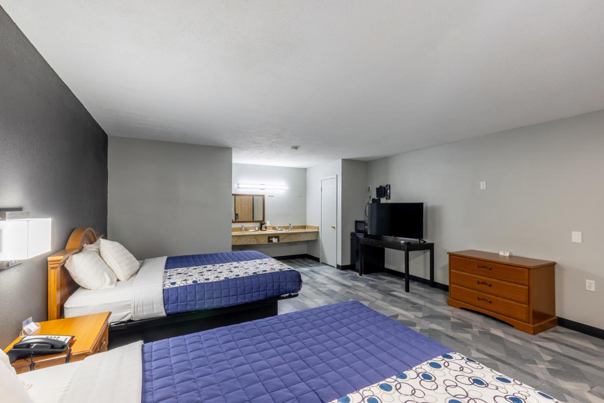 Freer Executive inn and Studios photo 10