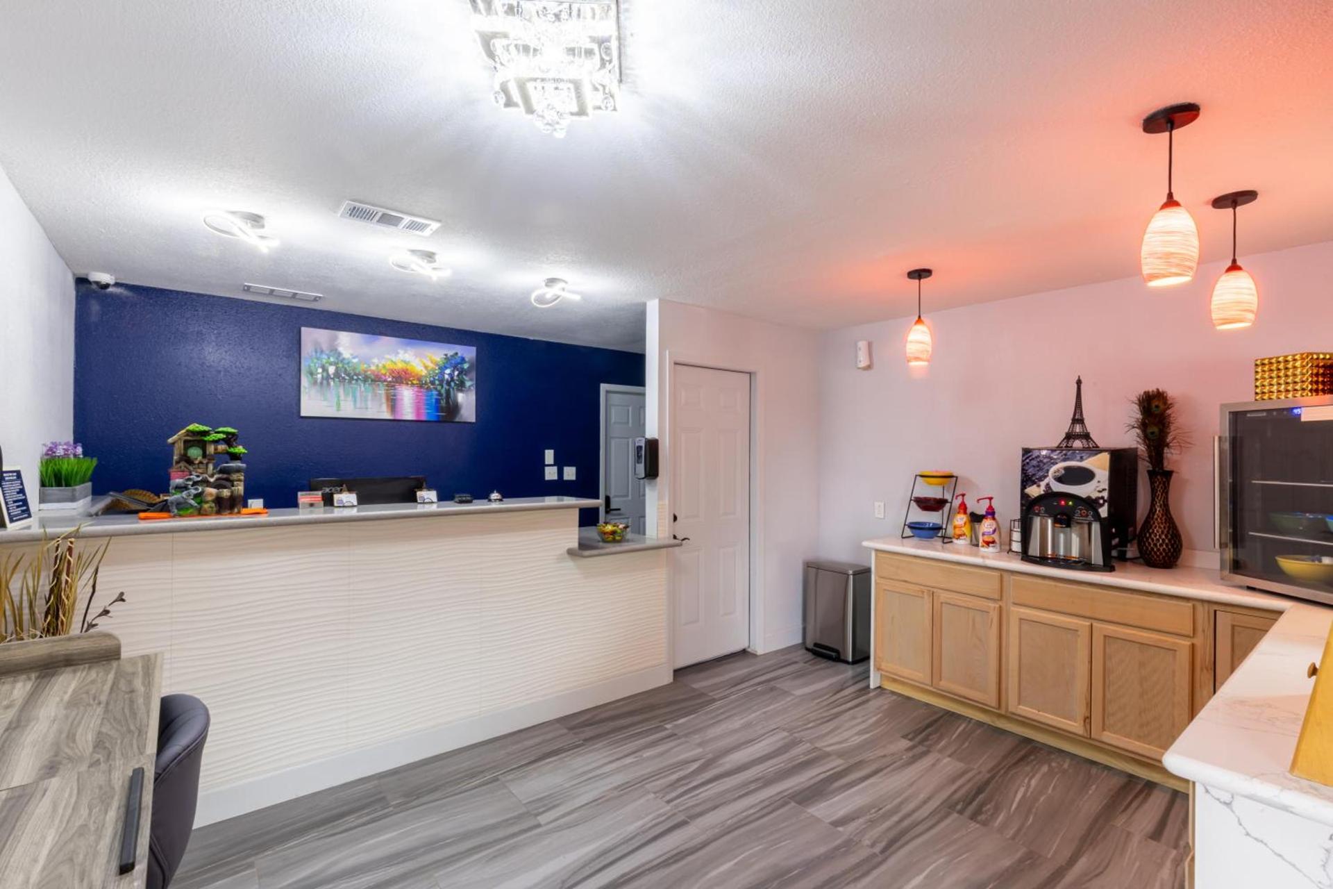 Freer Executive inn and Studios photo 5