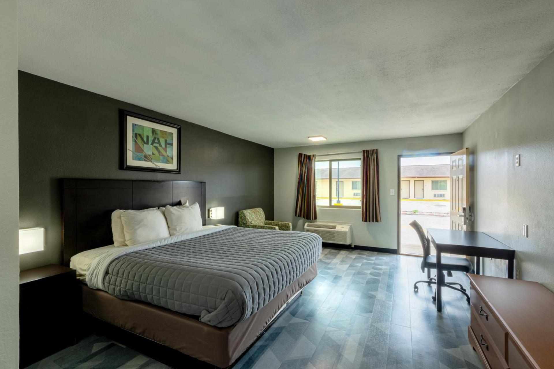 Freer Executive inn and Studios photo 25