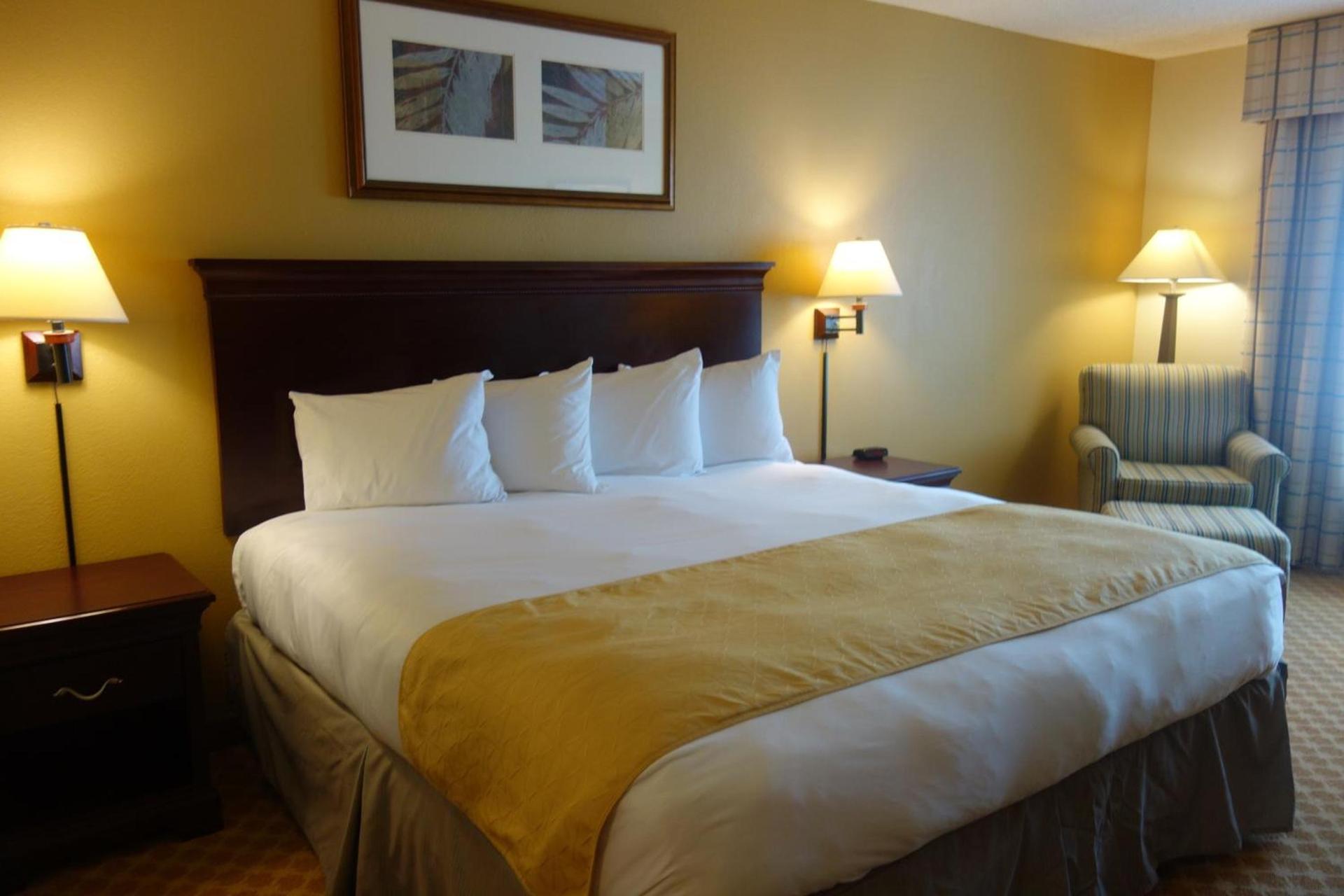 Country Inn & Suites by Radisson, Kingsland, GA photo 13