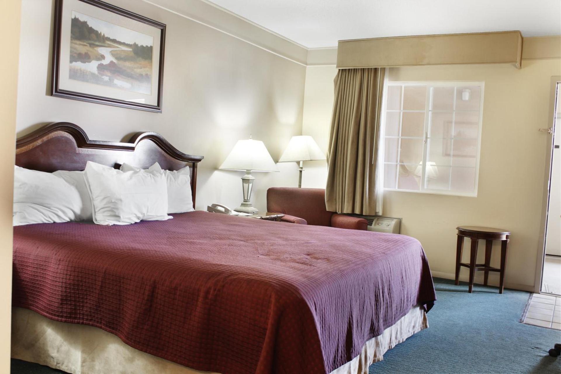 Days Inn by Wyndham Delta CO photo 41