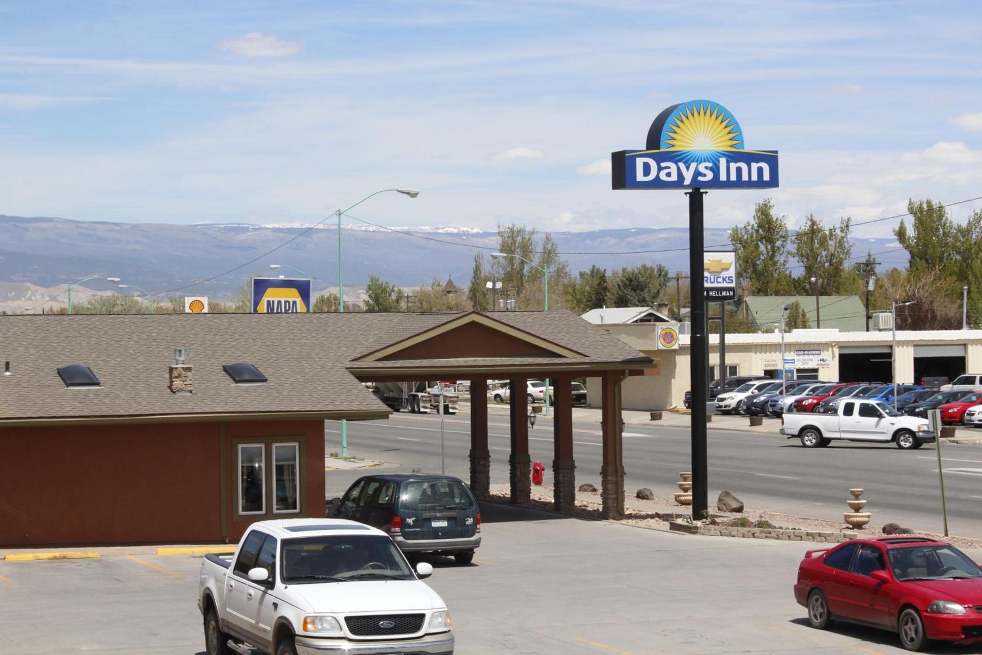 Days Inn by Wyndham Delta CO photo 27