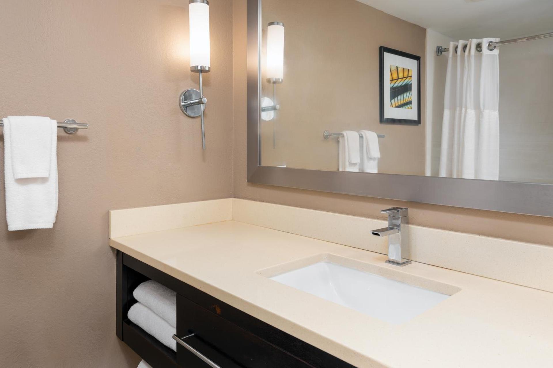 Holiday Inn Miami-Doral Area by IHG photo 30