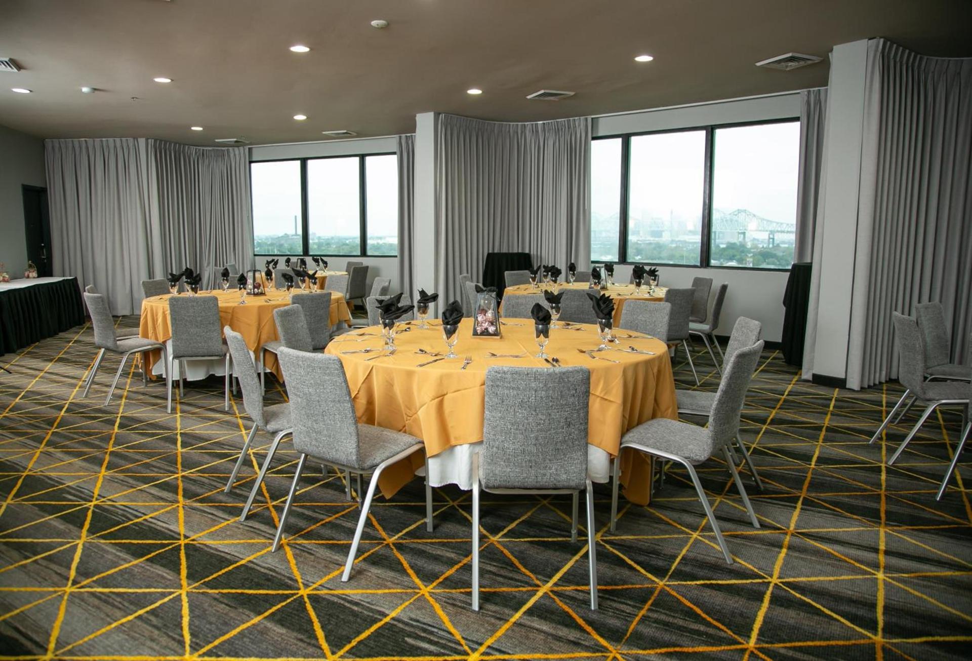 Holiday Inn New Orleans West Bank Tower by IHG photo 49