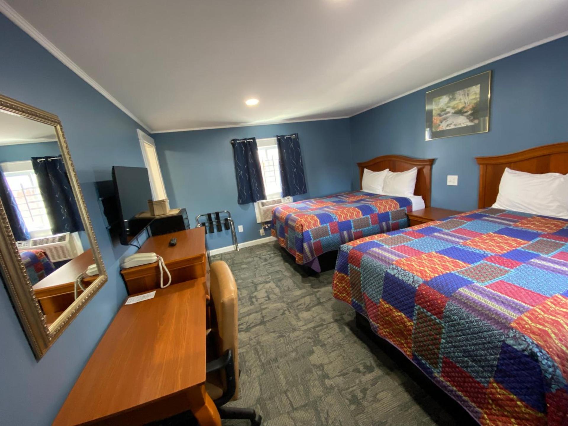 Royal Inn photo 1