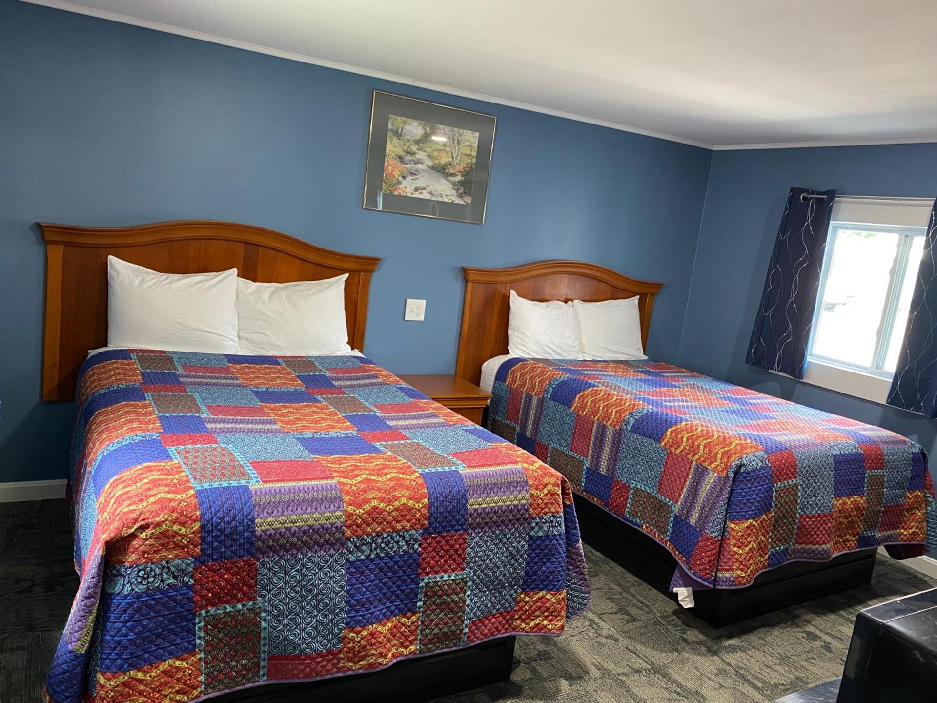 Royal Inn photo 2