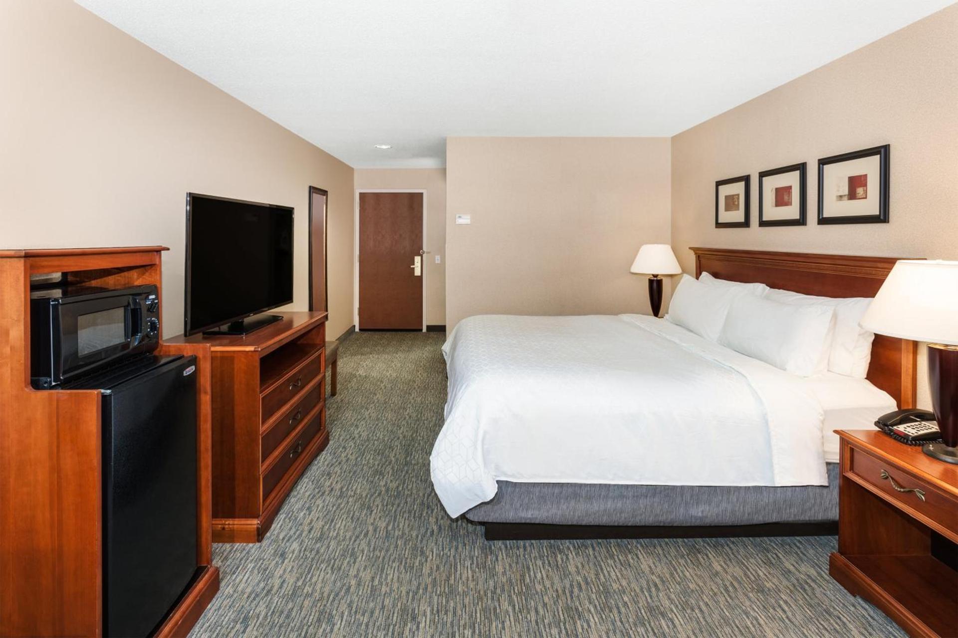 Holiday Inn Express Hotel & Suites Hampton South-Seabrook by IHG photo 29