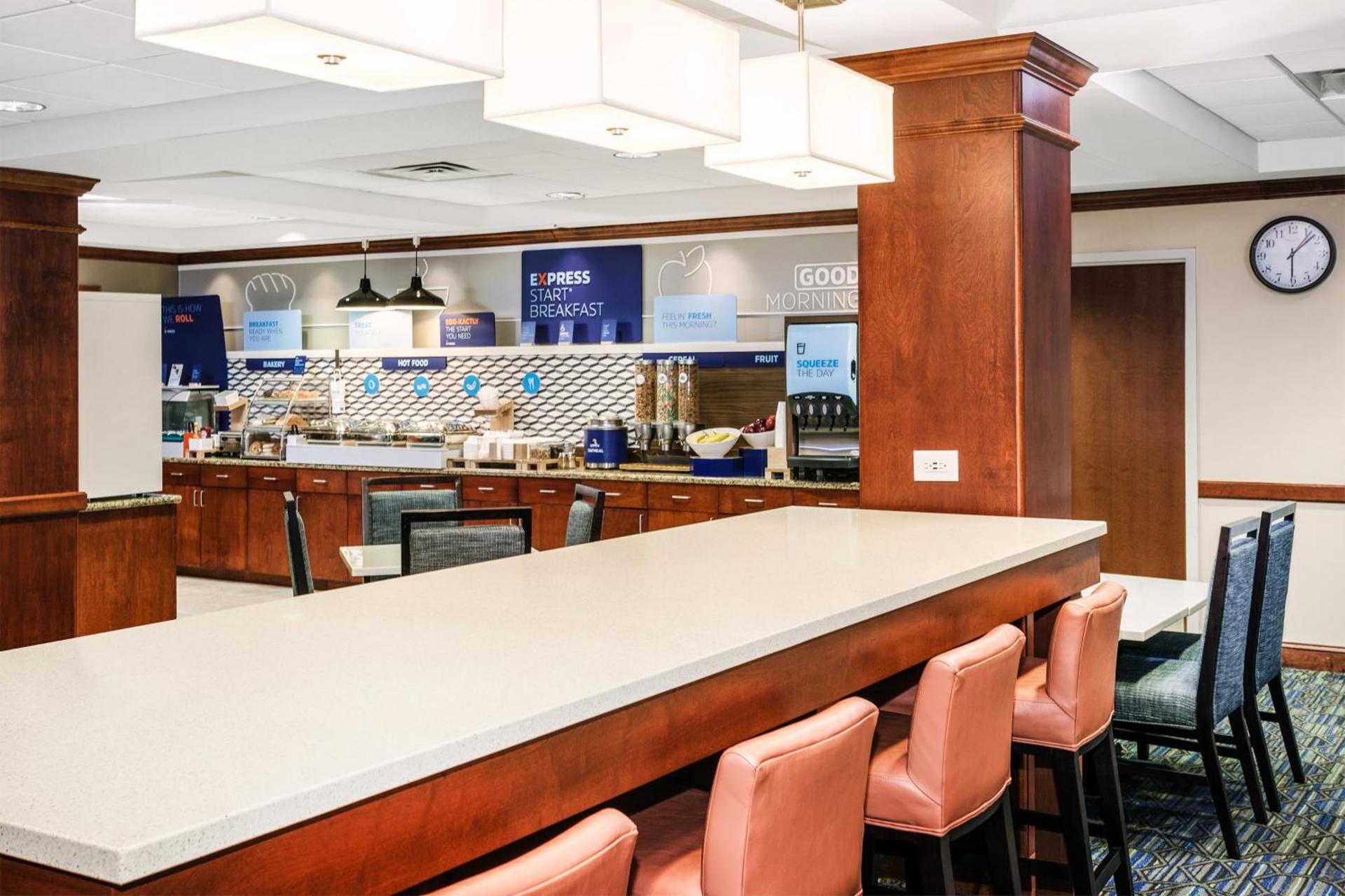 Holiday Inn Express Hotel & Suites Hampton South-Seabrook by IHG photo 46